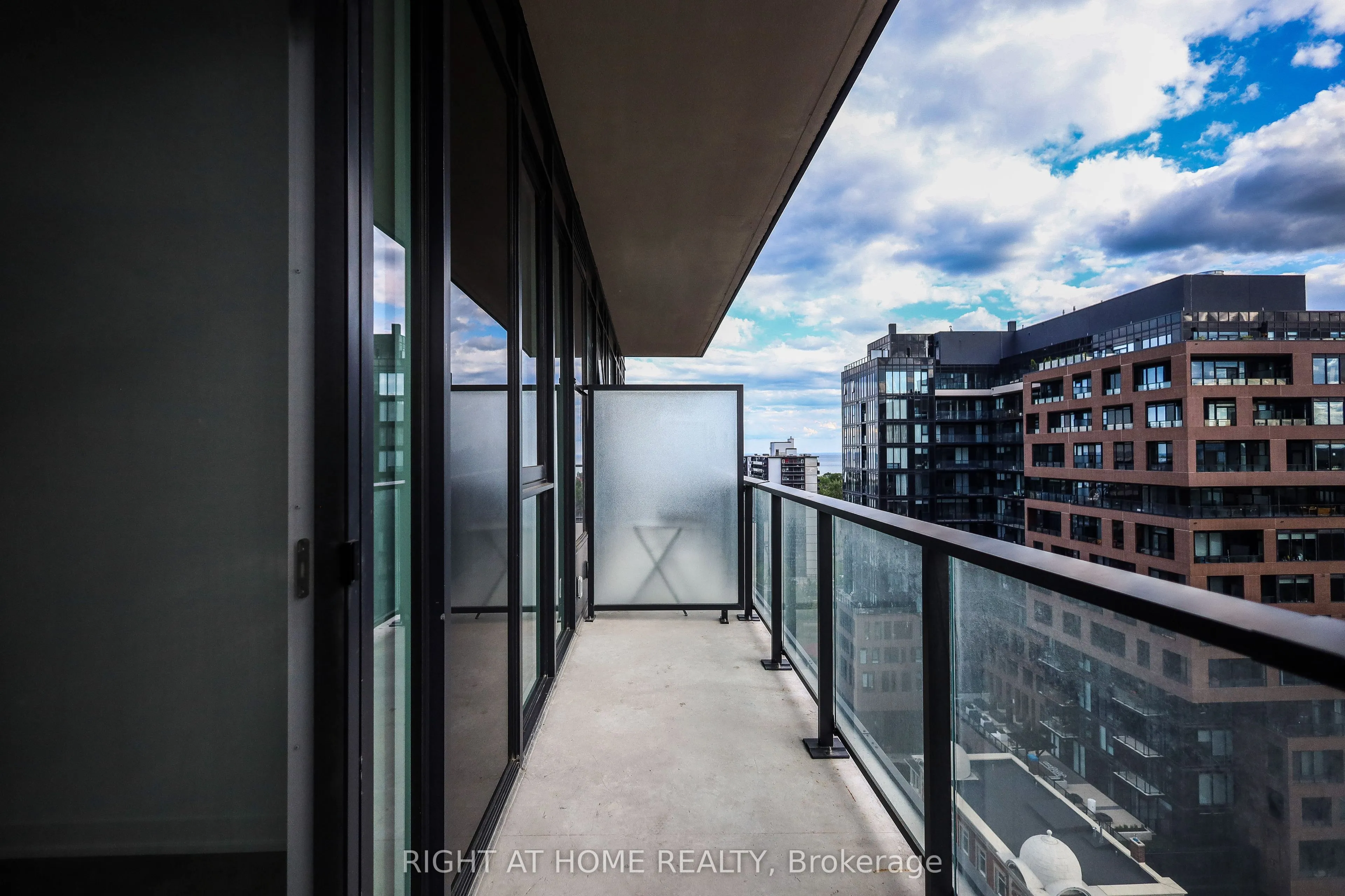 285 Dufferin Street #1405