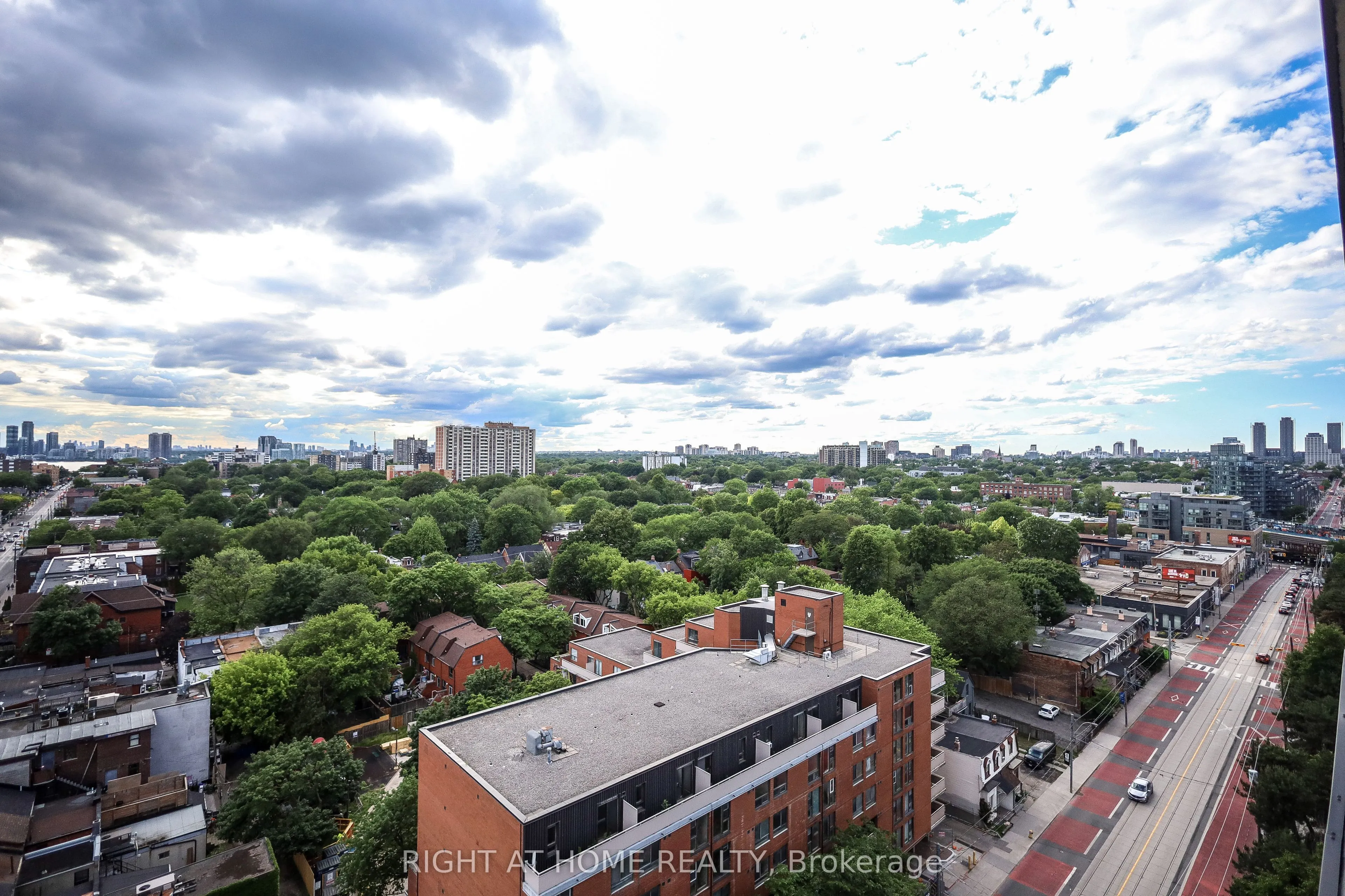 285 Dufferin Street #1405