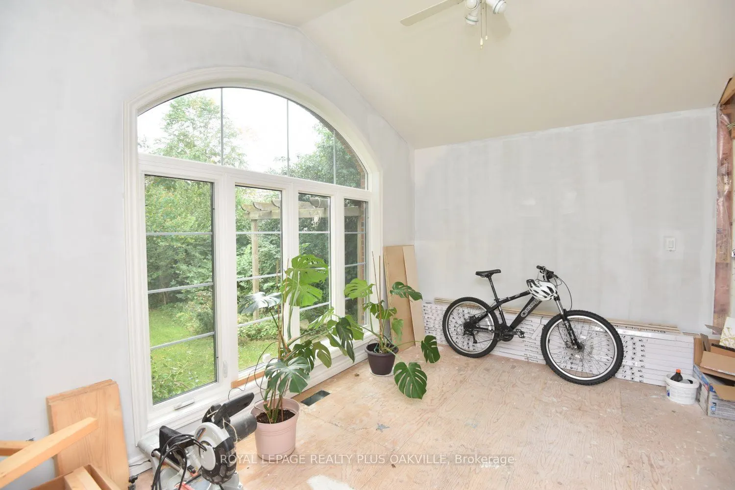 274 Belvenia Road