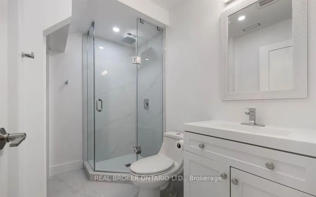 14 Hatfield Crescent #5