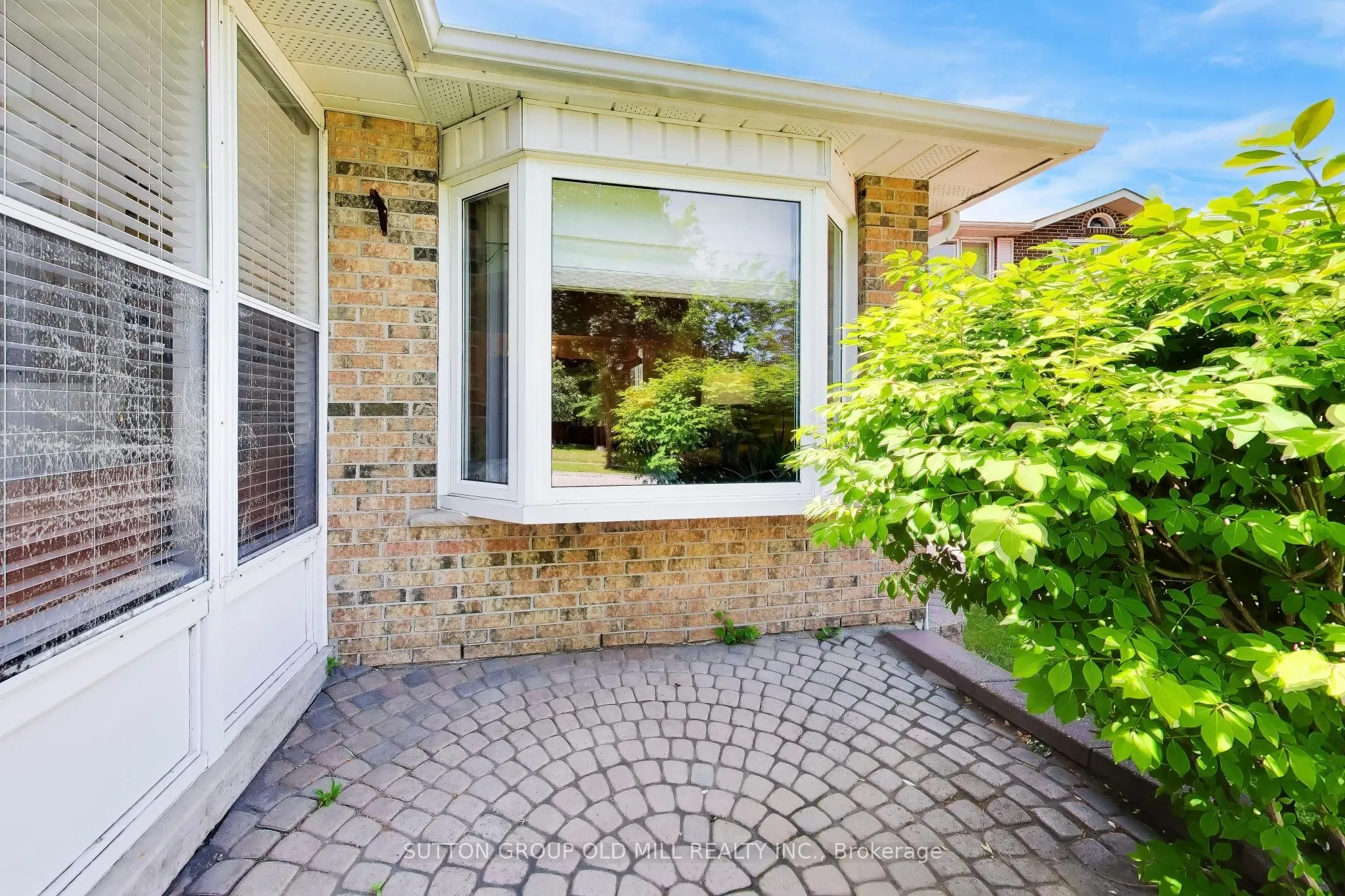 251 Chalfield Lane