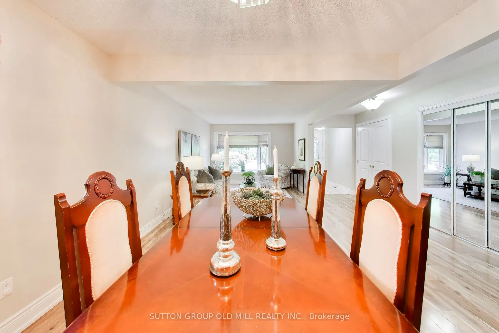 251 Chalfield Lane