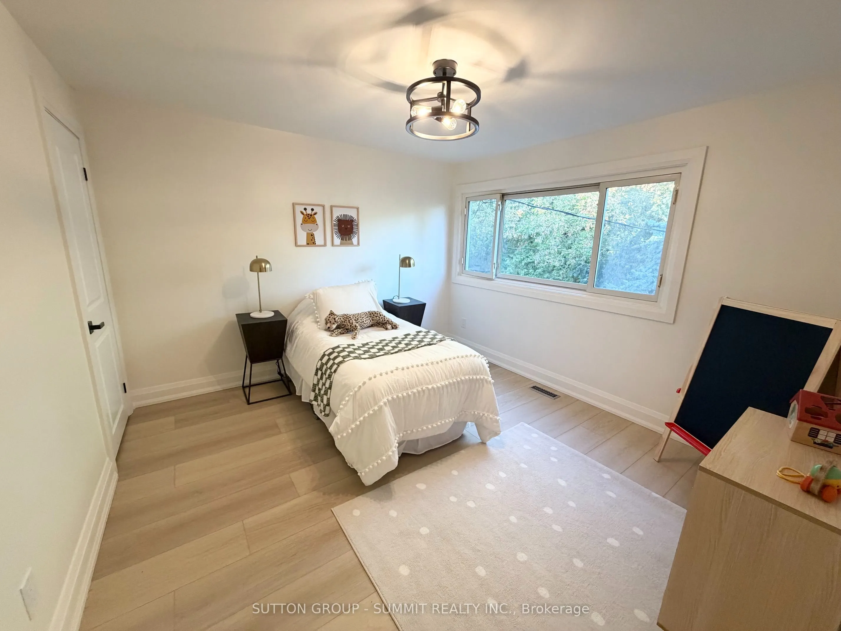 2379 Maryvale Court