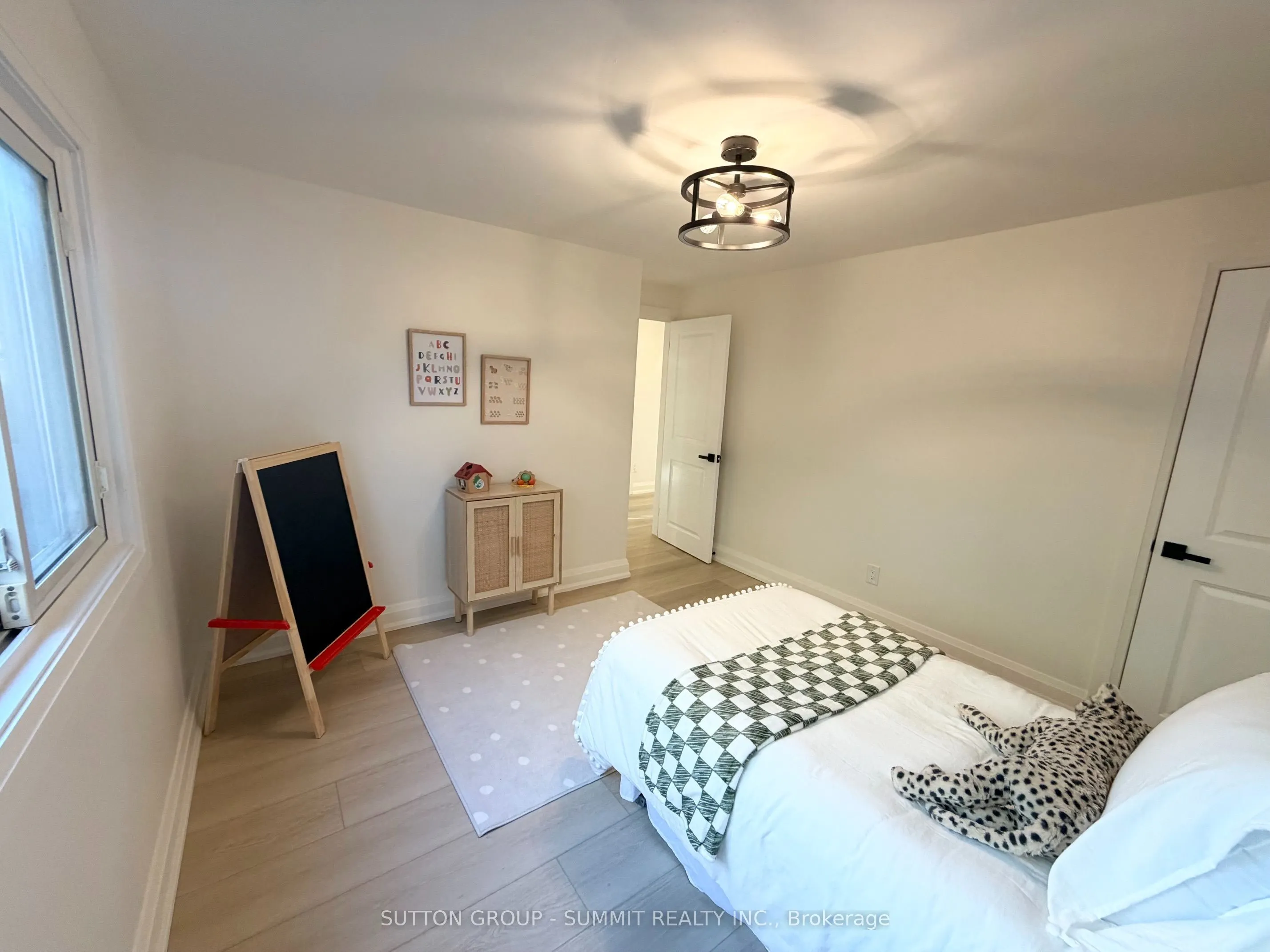 2379 Maryvale Court