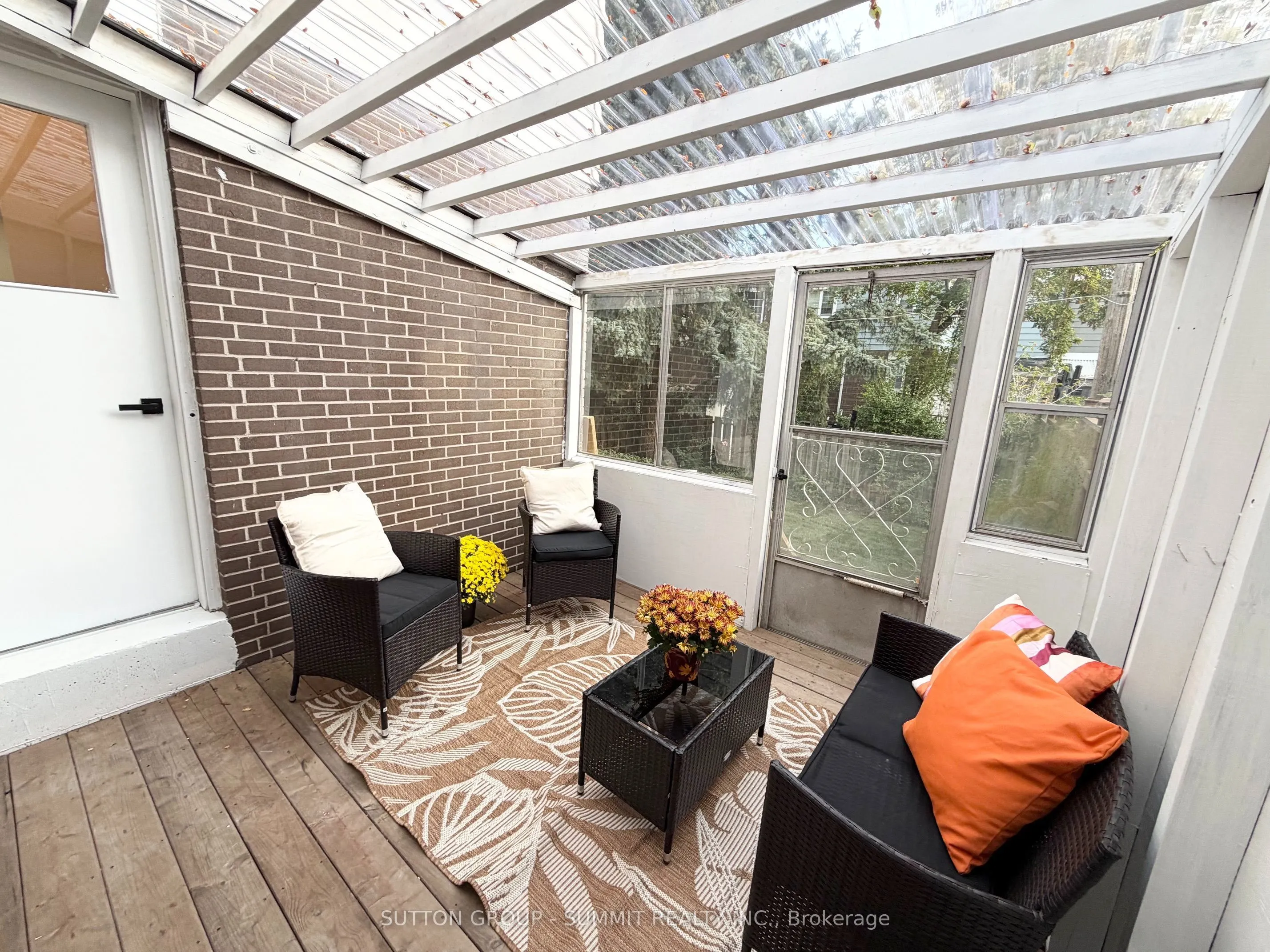 2379 Maryvale Court