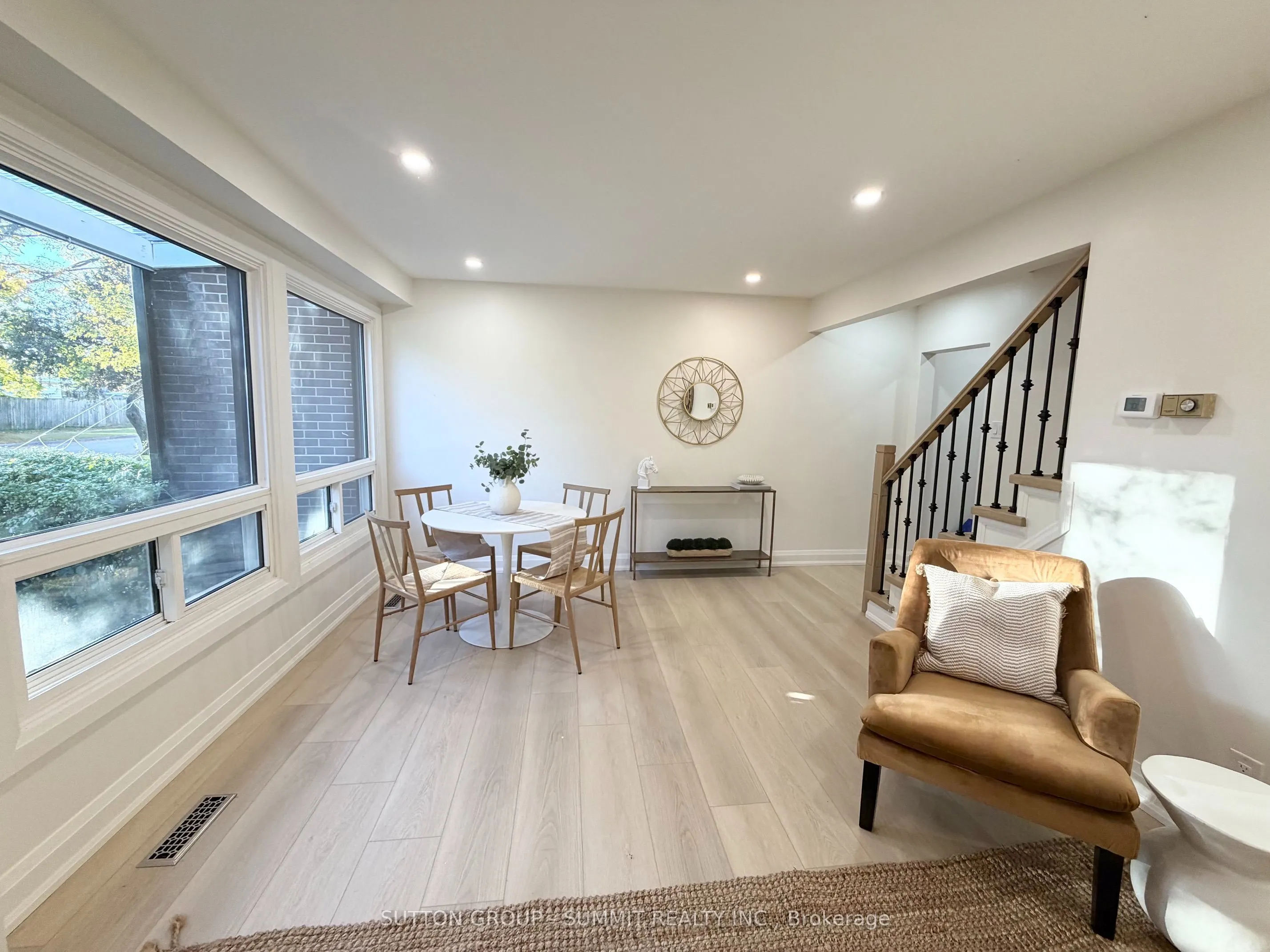 2379 Maryvale Court