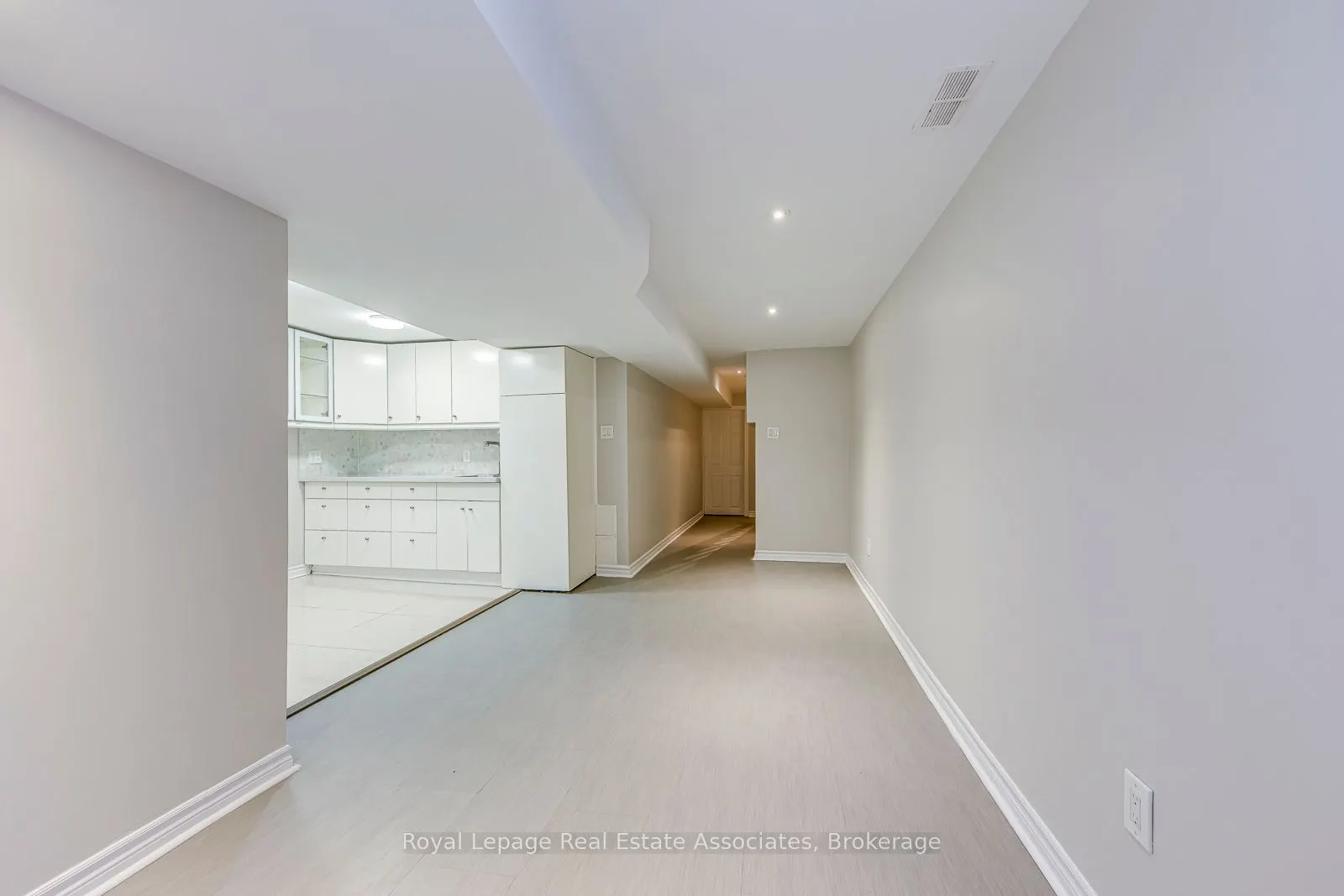 6978 Lisanne Court