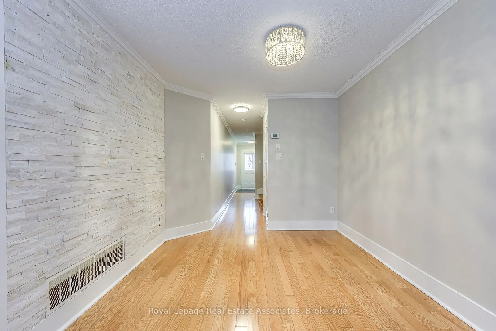 6978 Lisanne Court