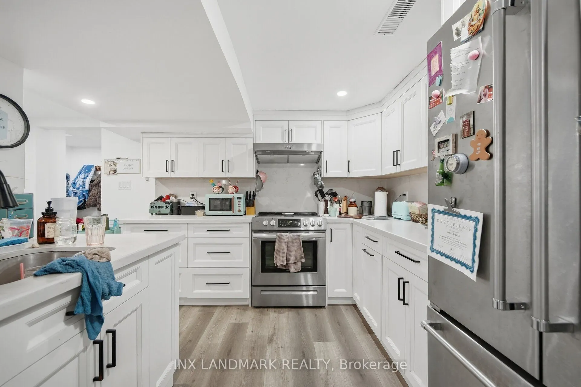 298 South Kingsway