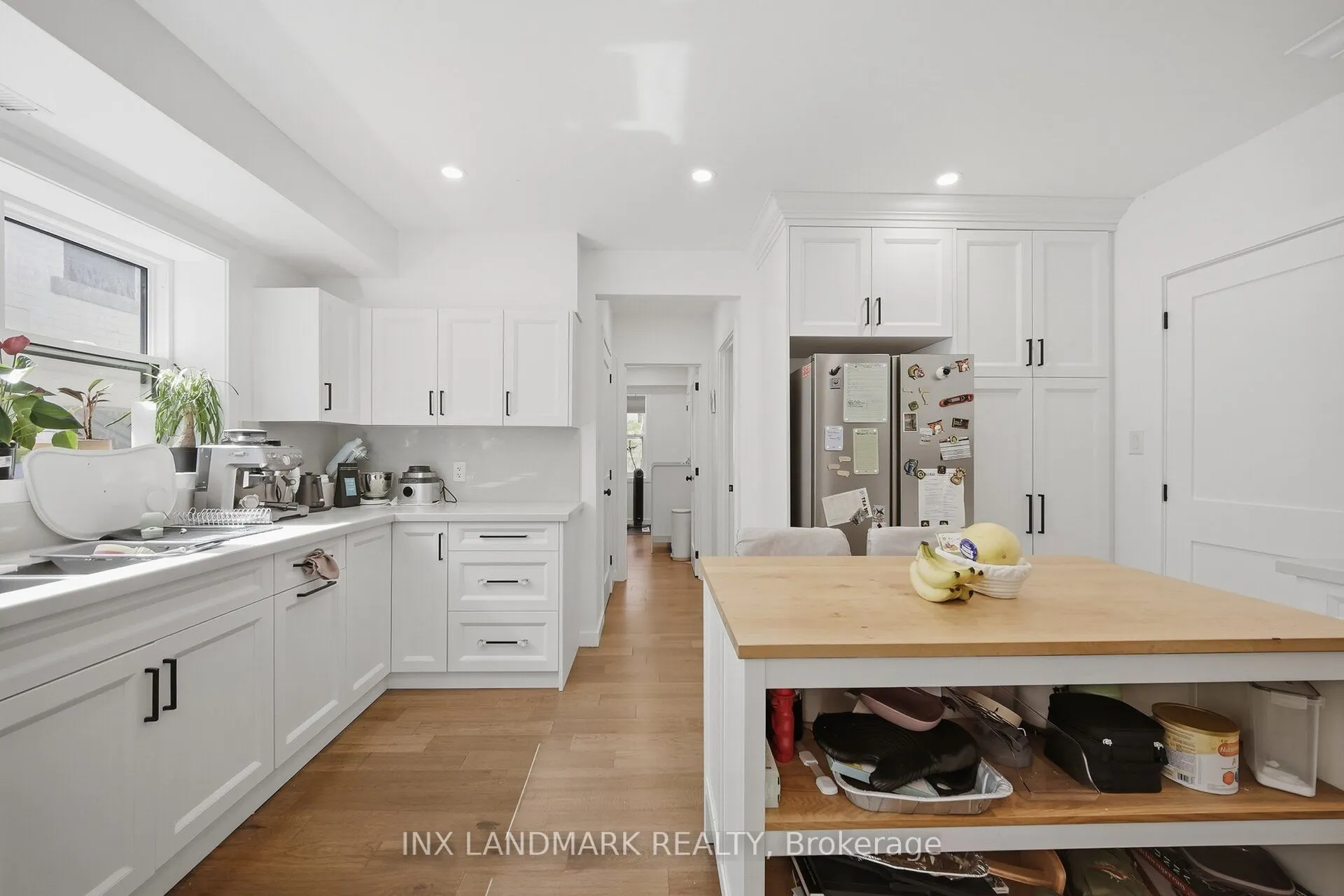298 South Kingsway
