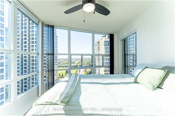 33 Elm Drive W #2002