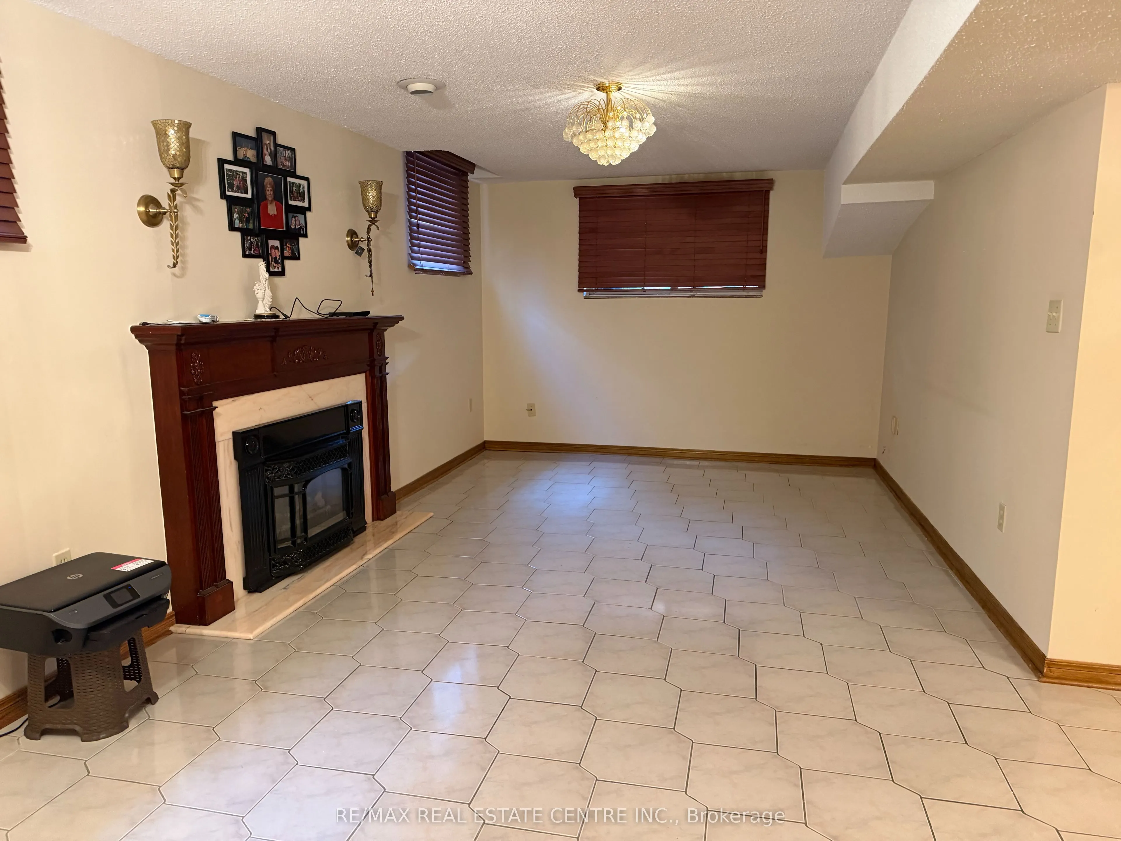 4175 Starlight Crescent