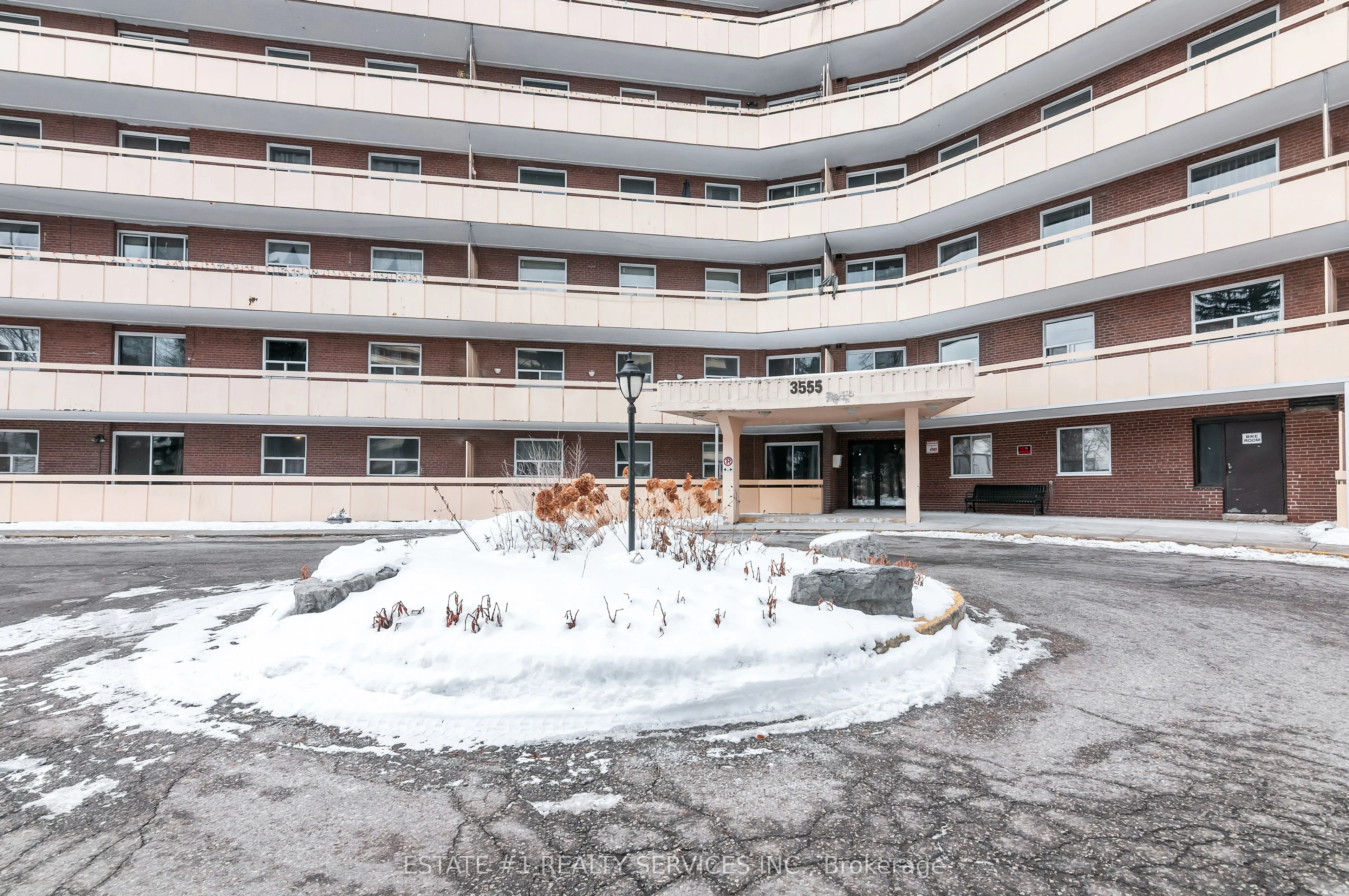 3555 Derry Road E #402