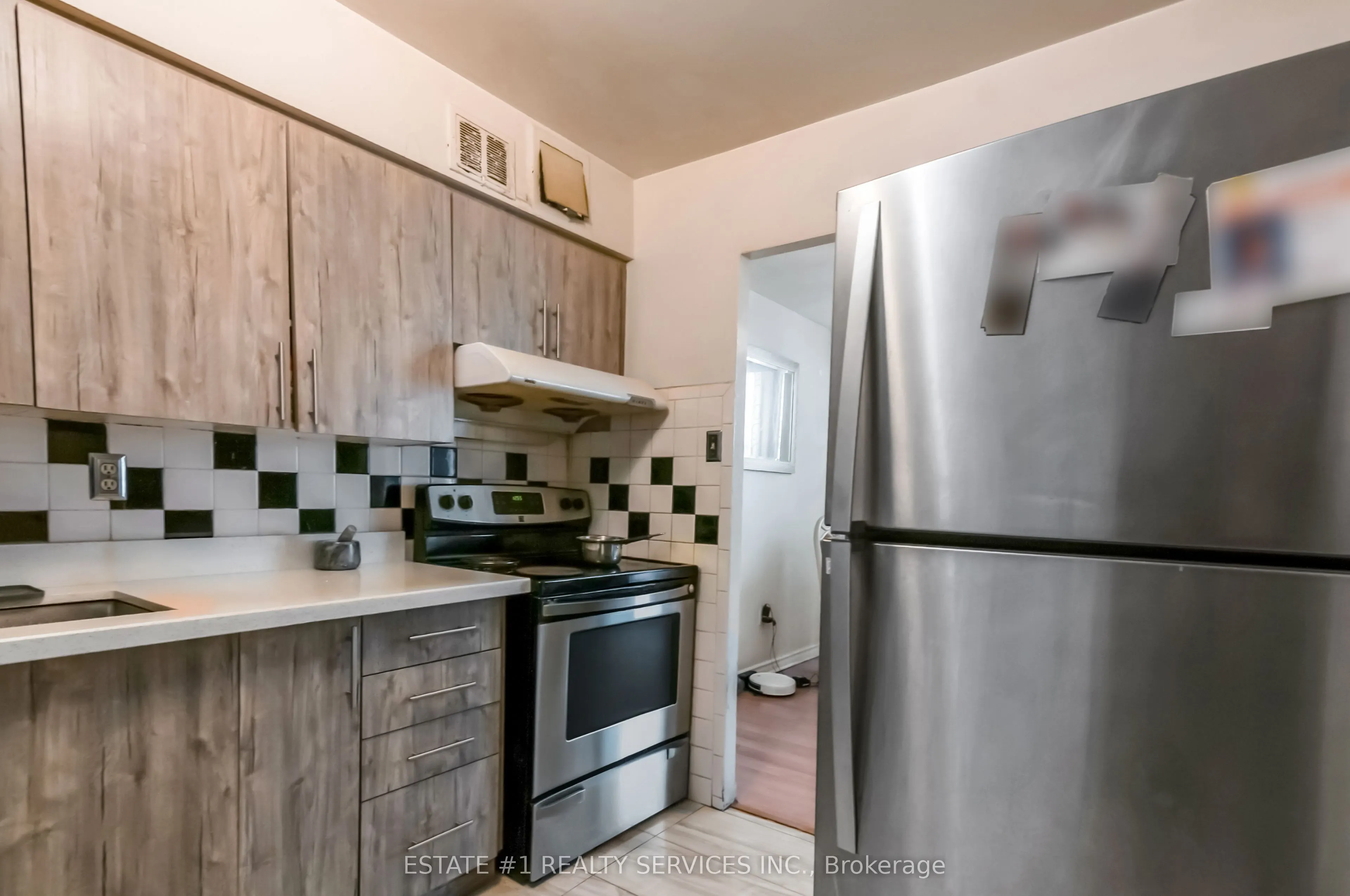 3555 Derry Road E #402