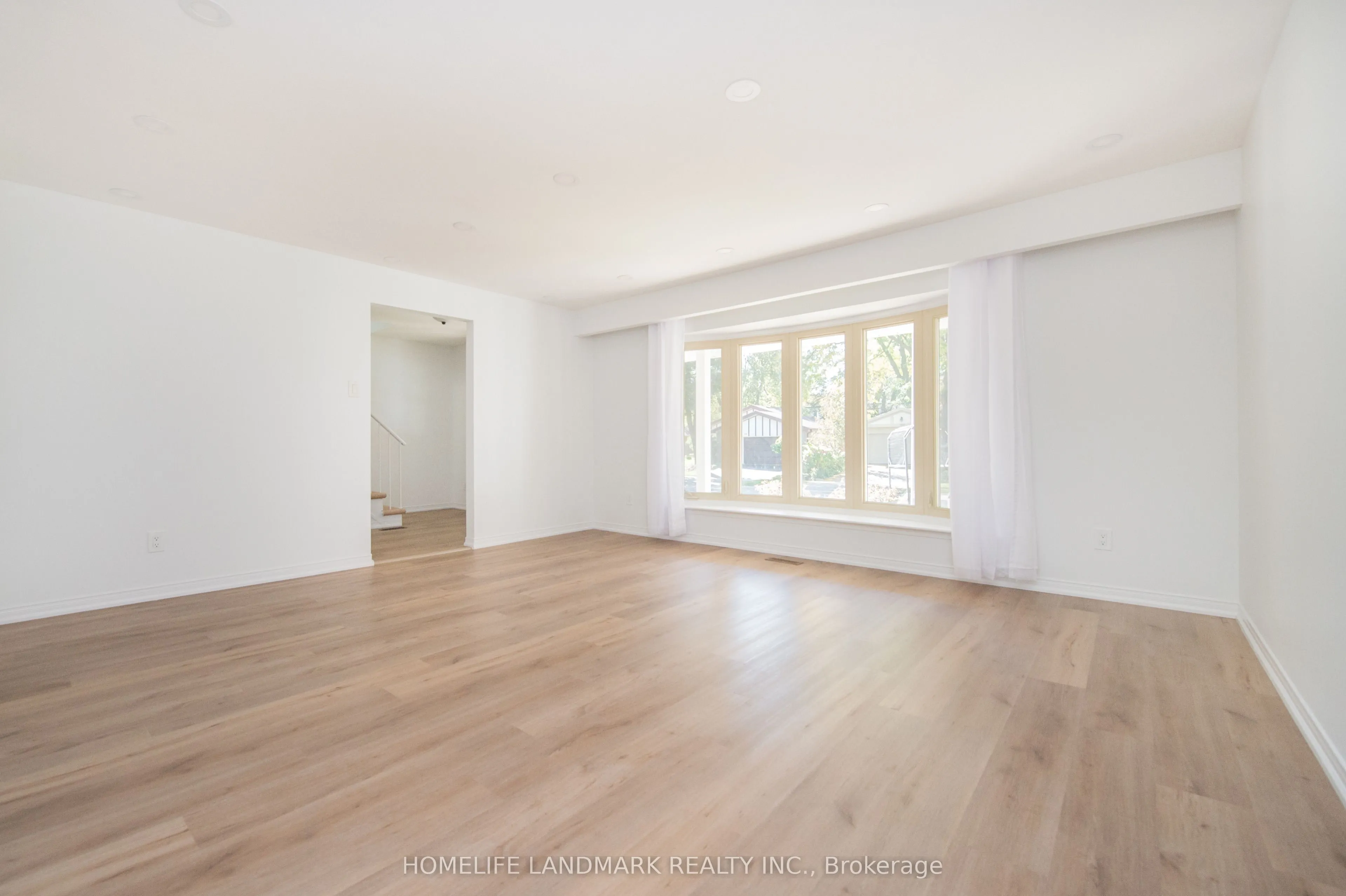 193 Chebucto Drive E