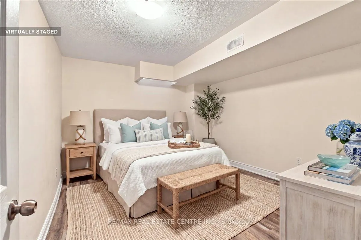 1053 Job Crescent