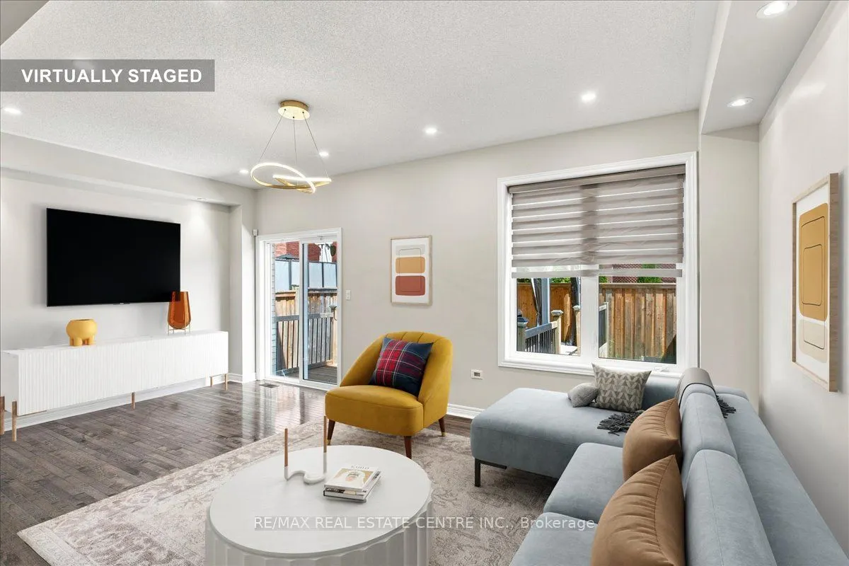1053 Job Crescent