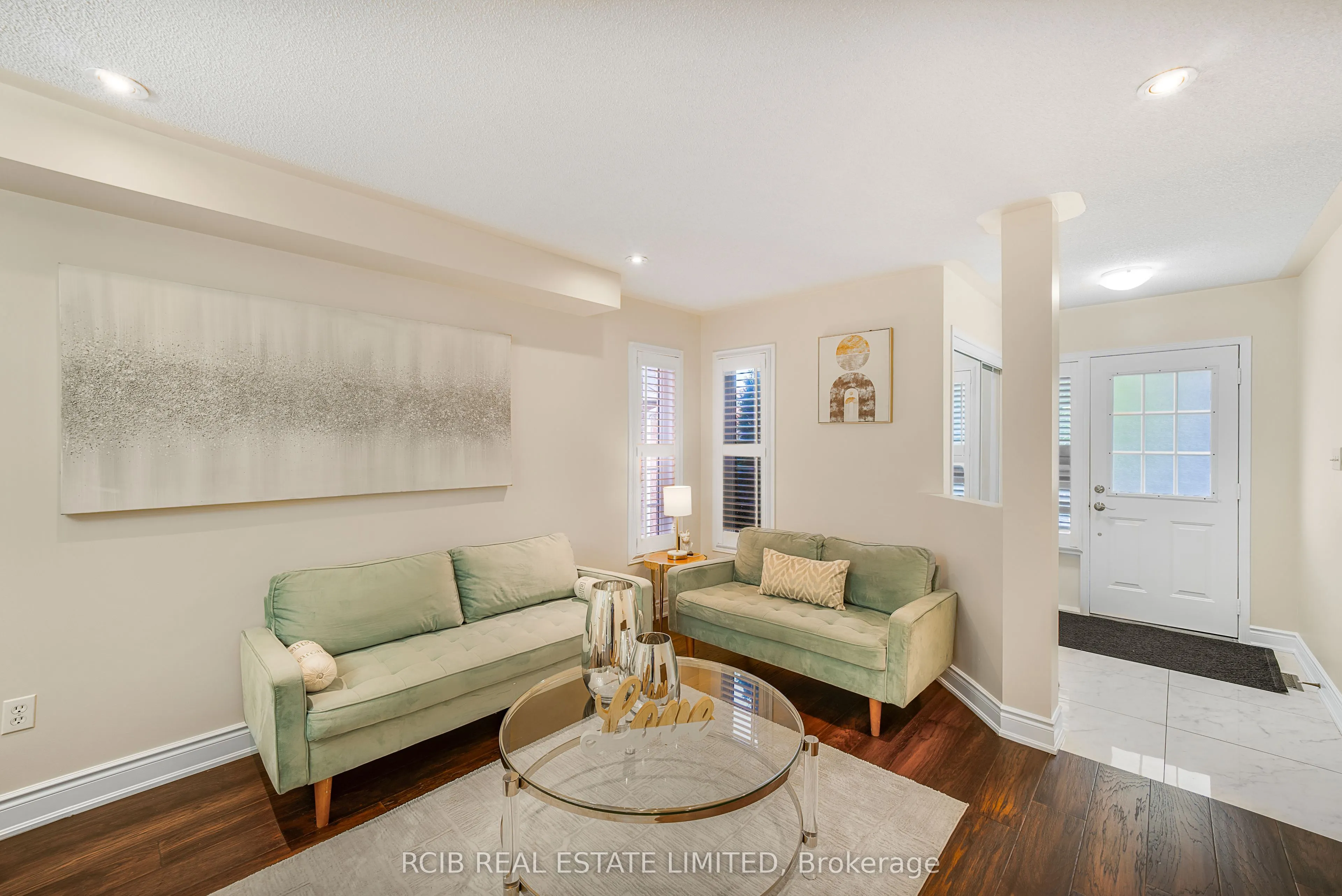 12 Spencer Drive