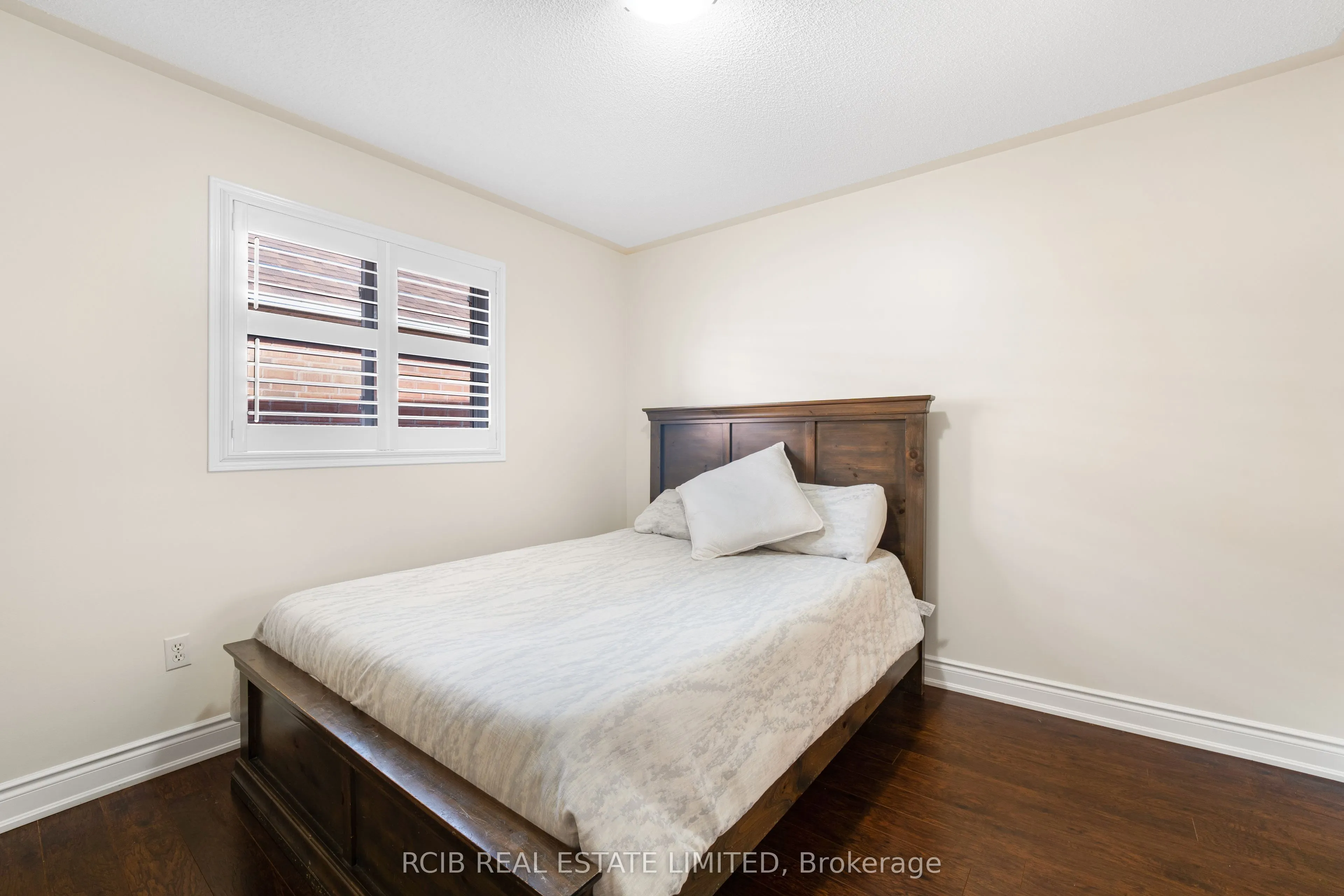 12 Spencer Drive