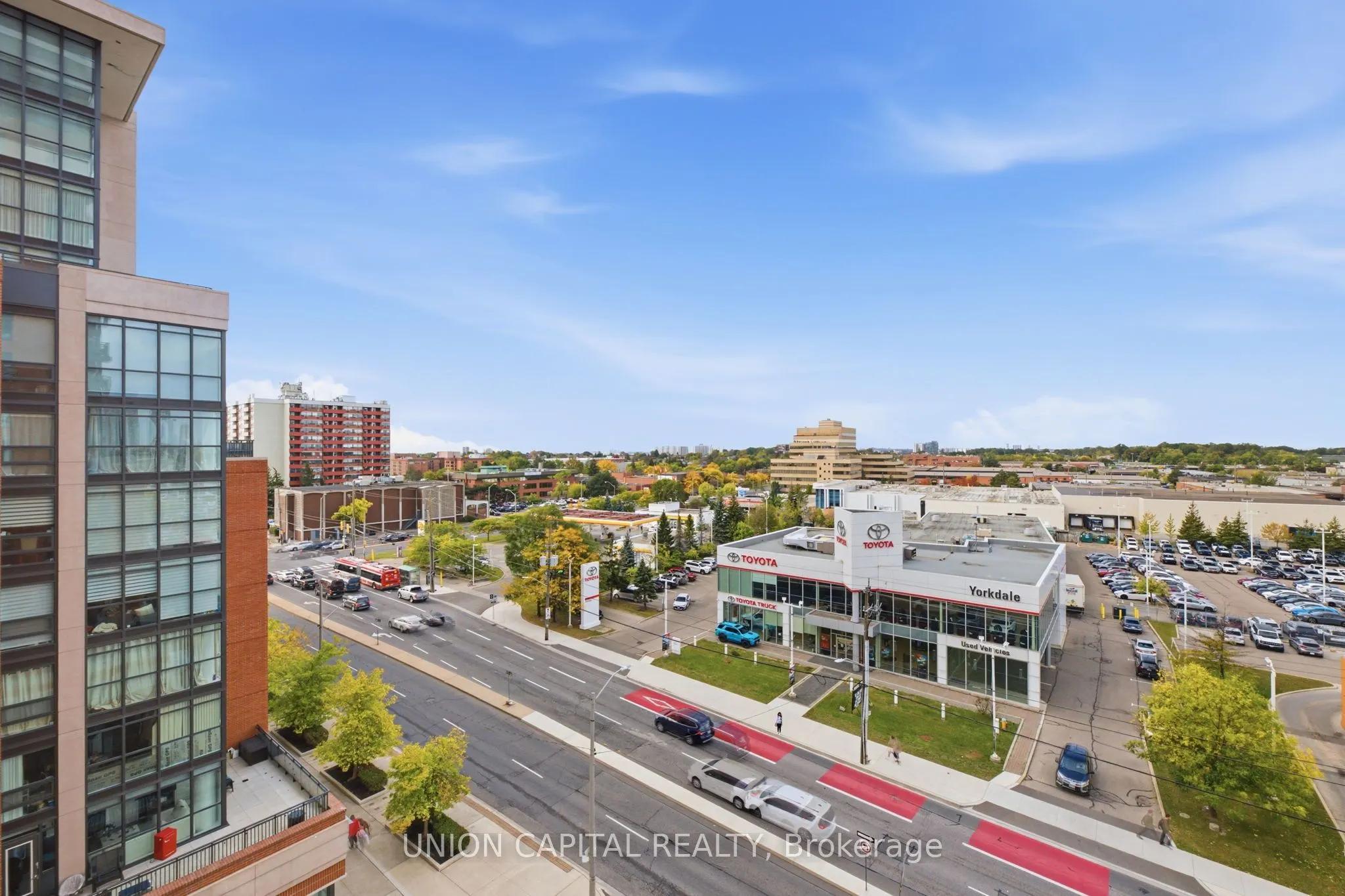 3091 Dufferin Street #735