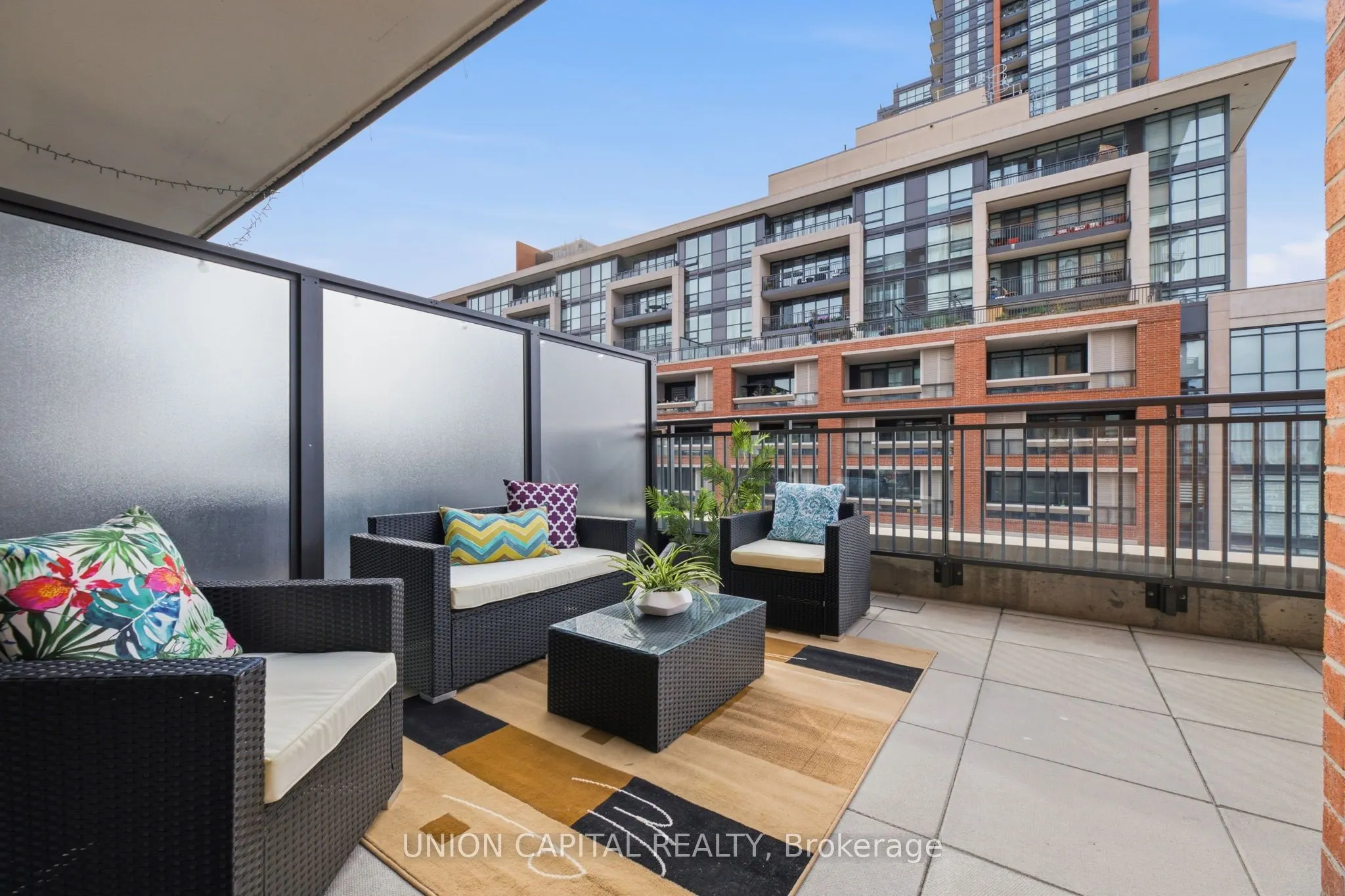 3091 Dufferin Street #735