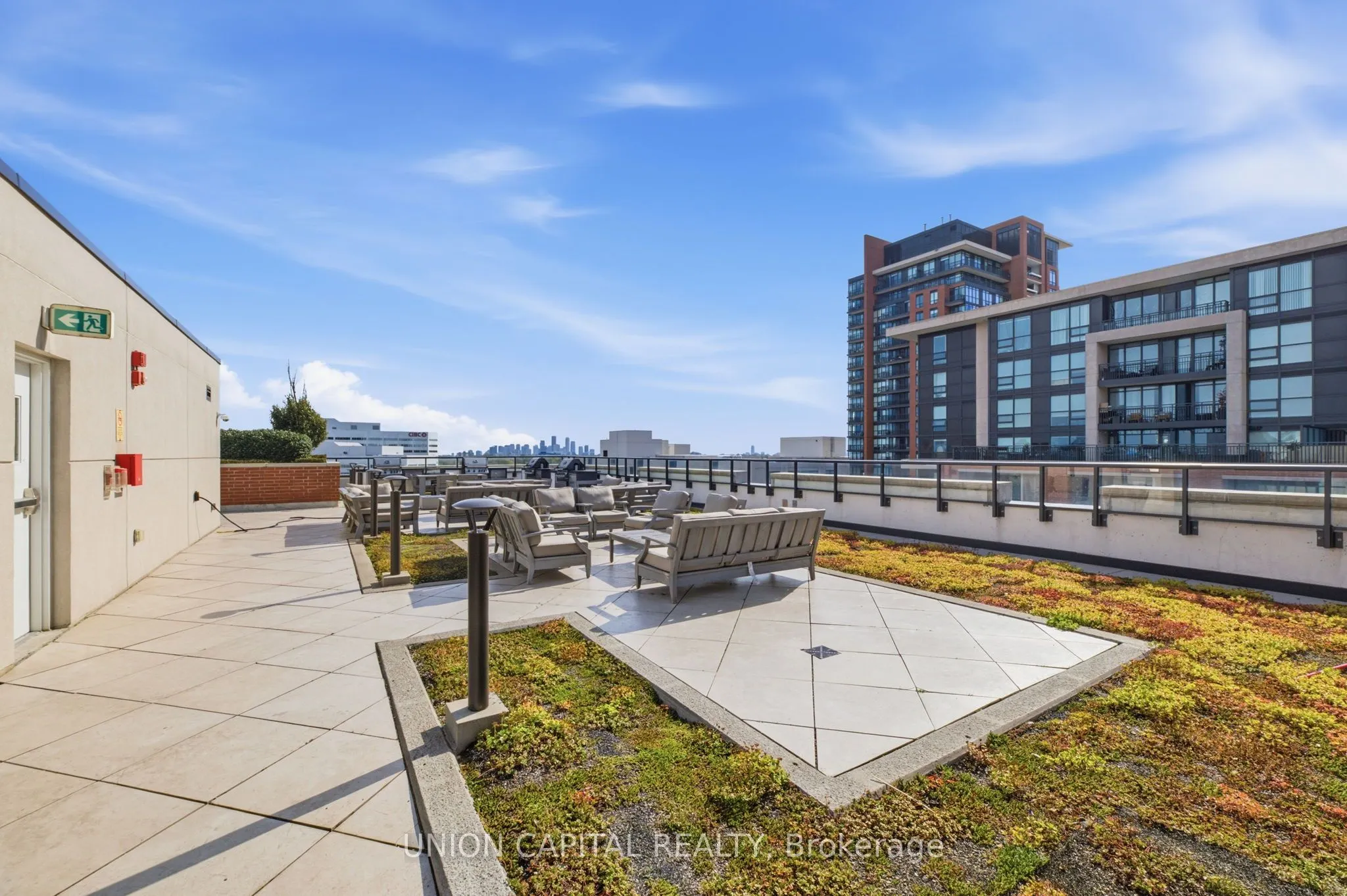 3091 Dufferin Street #735