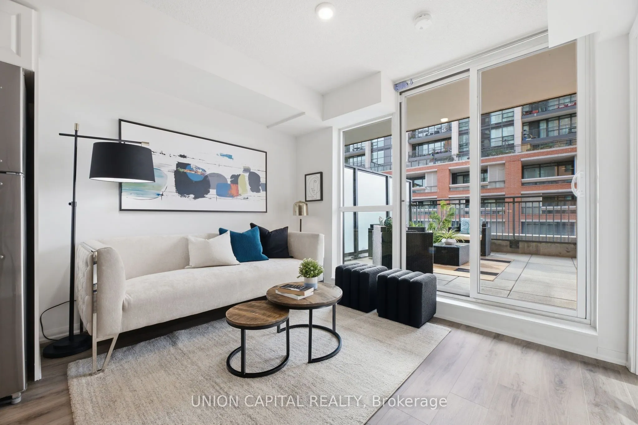 3091 Dufferin Street #735