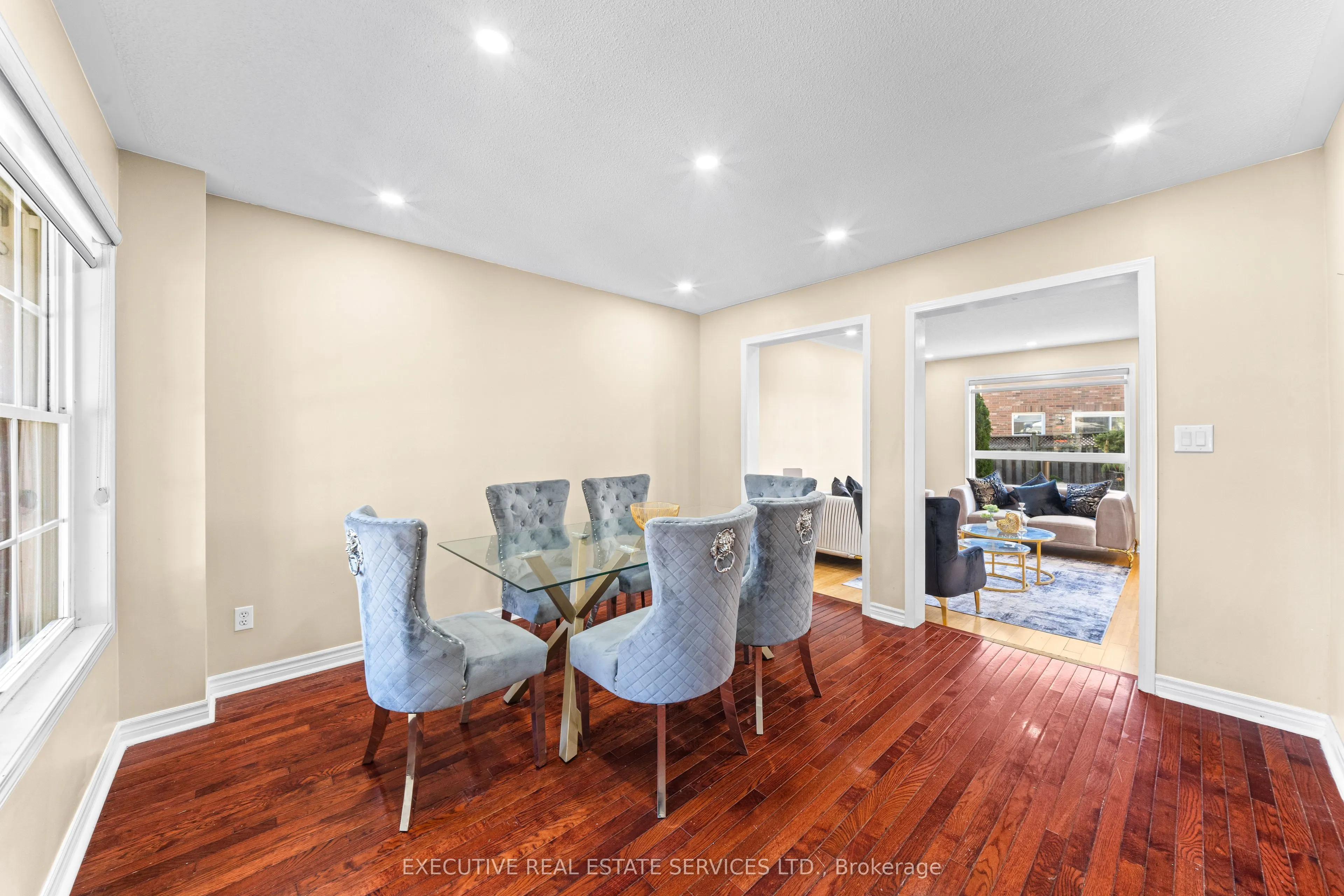 34 Worthington Avenue