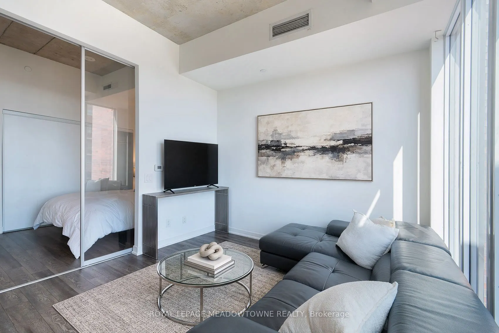 1808 St. Clair Avenue W #712