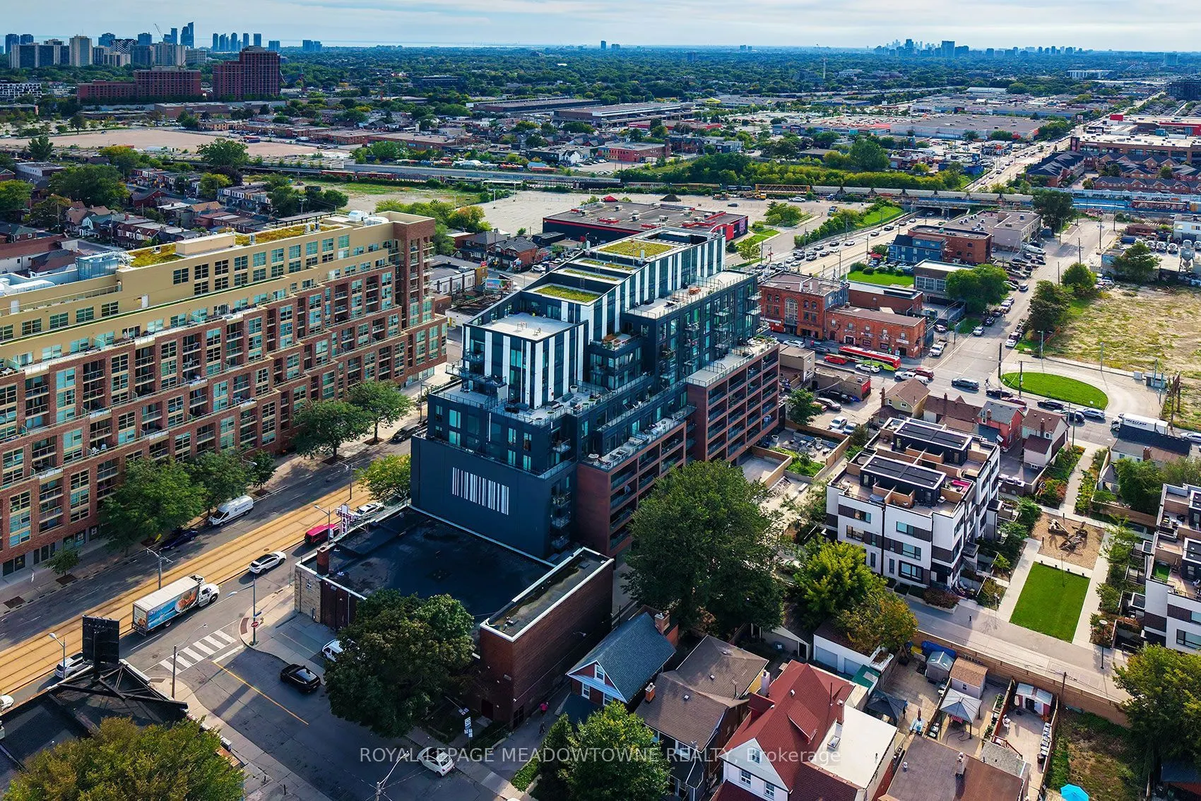 1808 St. Clair Avenue W #712