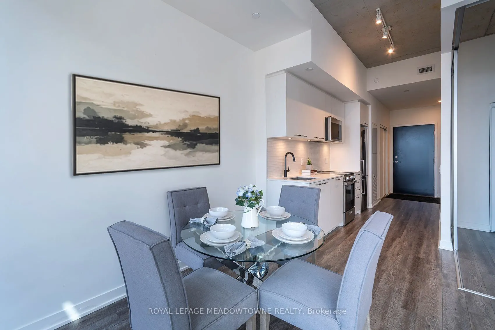 1808 St. Clair Avenue W #712