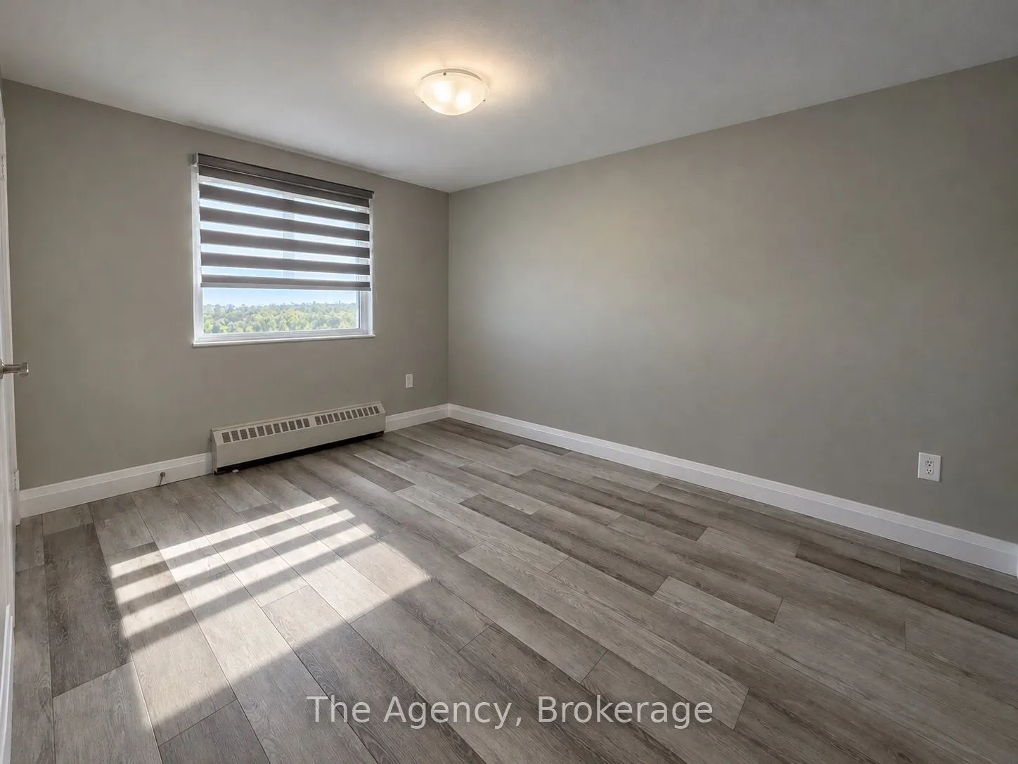45 Paisley Boulevard W #805
