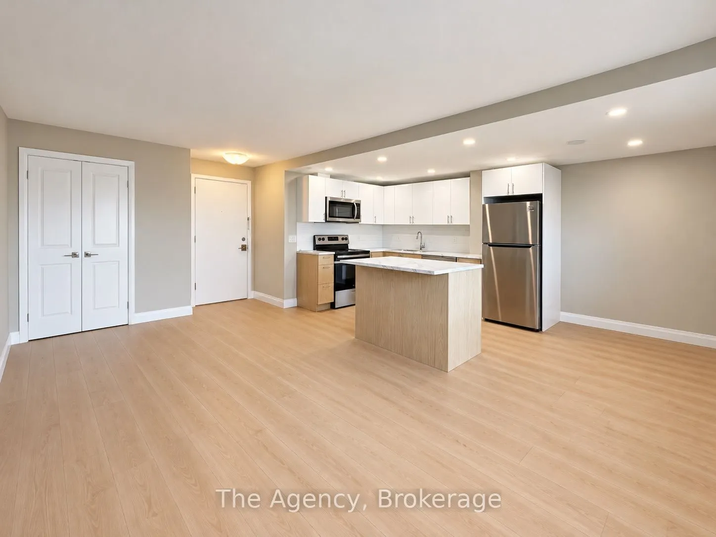 45 Paisley Boulevard W #905