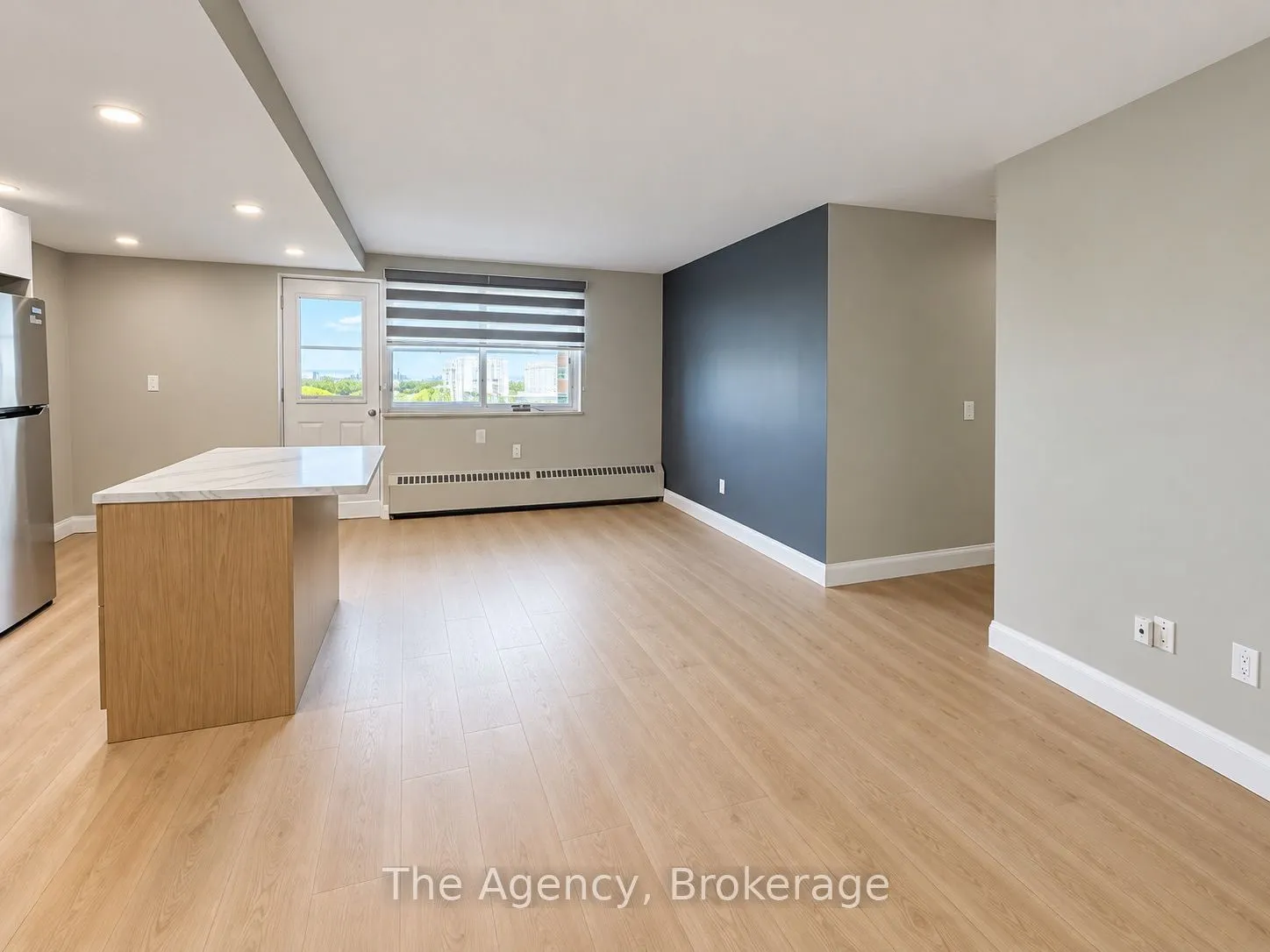 45 Paisley Boulevard W #905