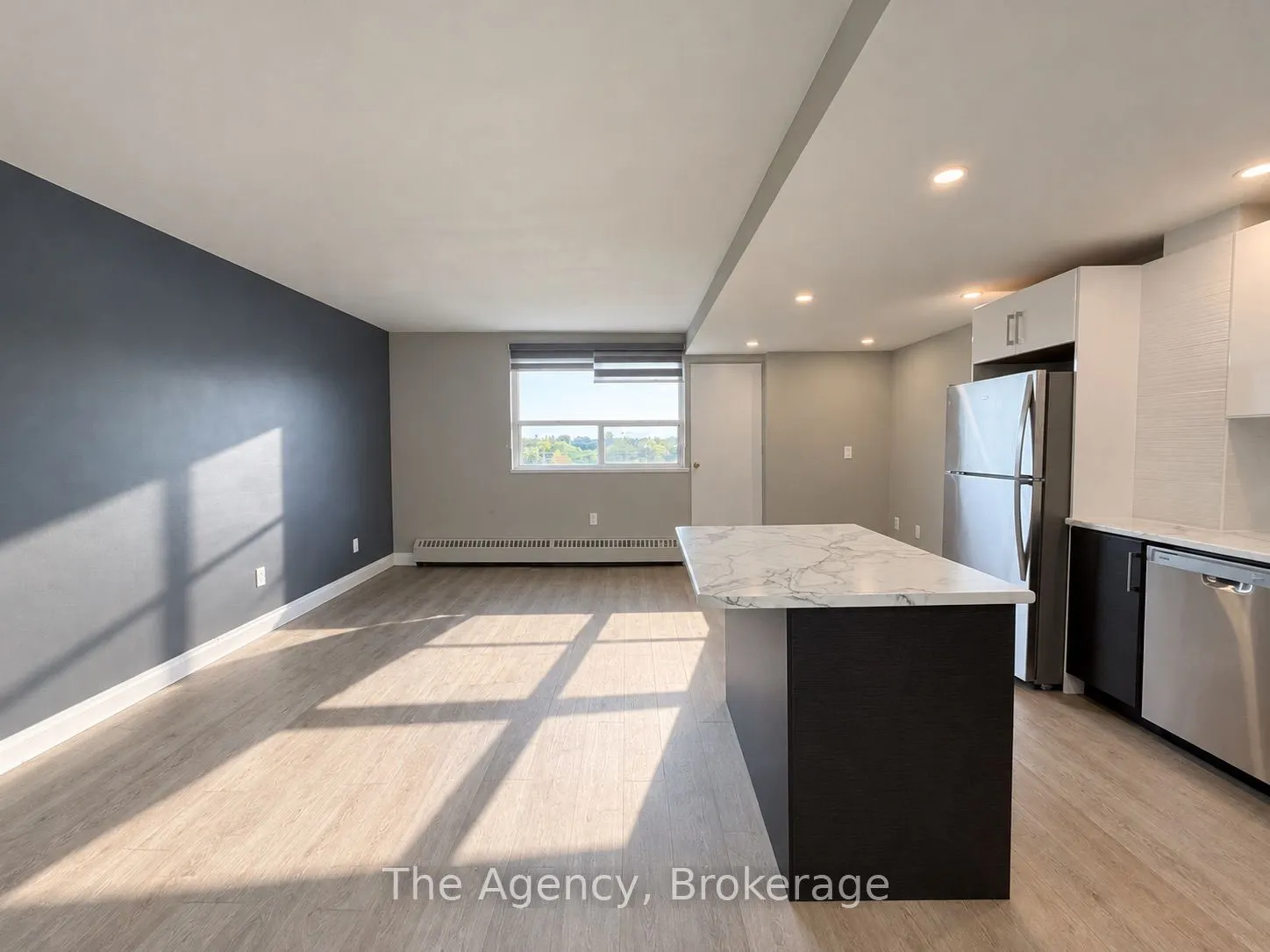 45 Paisley Boulevard W #609
