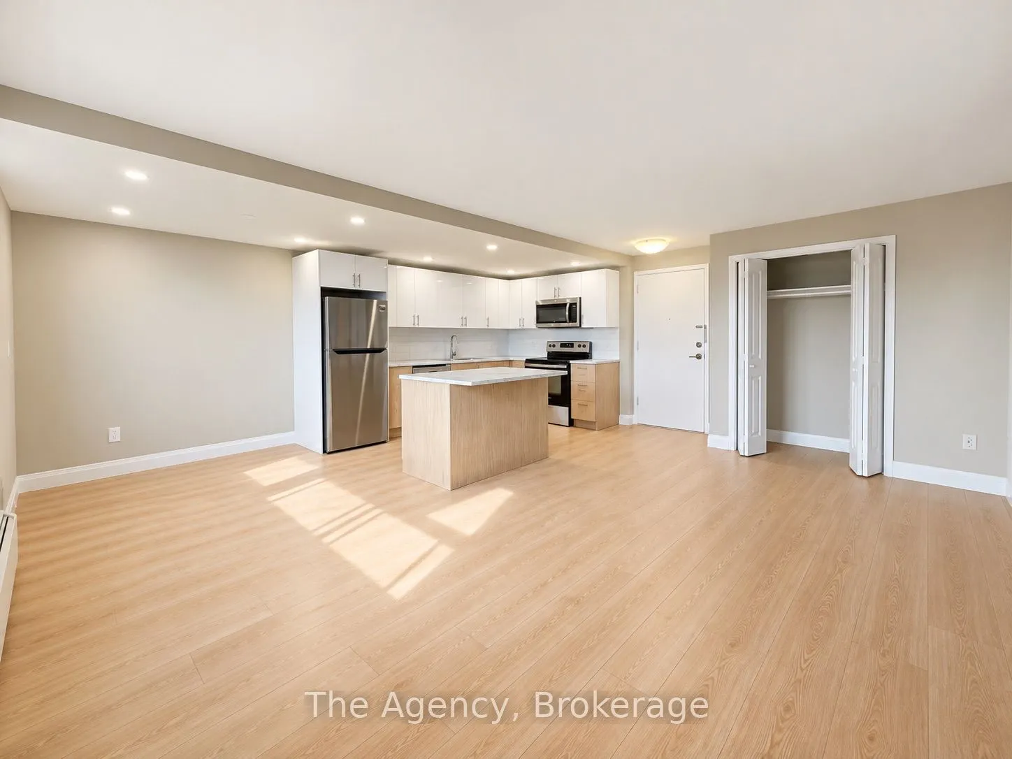 45 Paisley Boulevard W #808