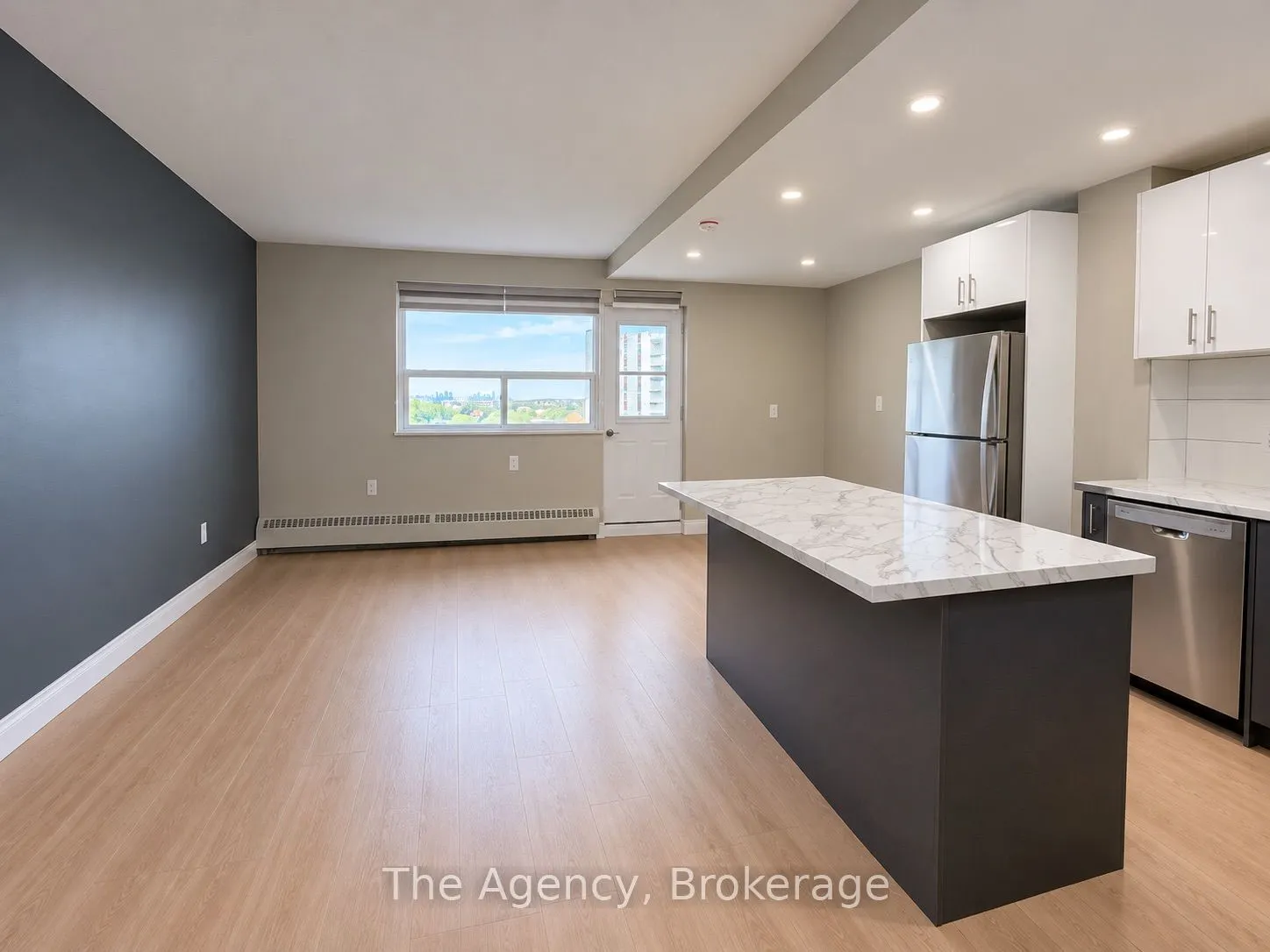 45 Paisley Boulevard W #1009