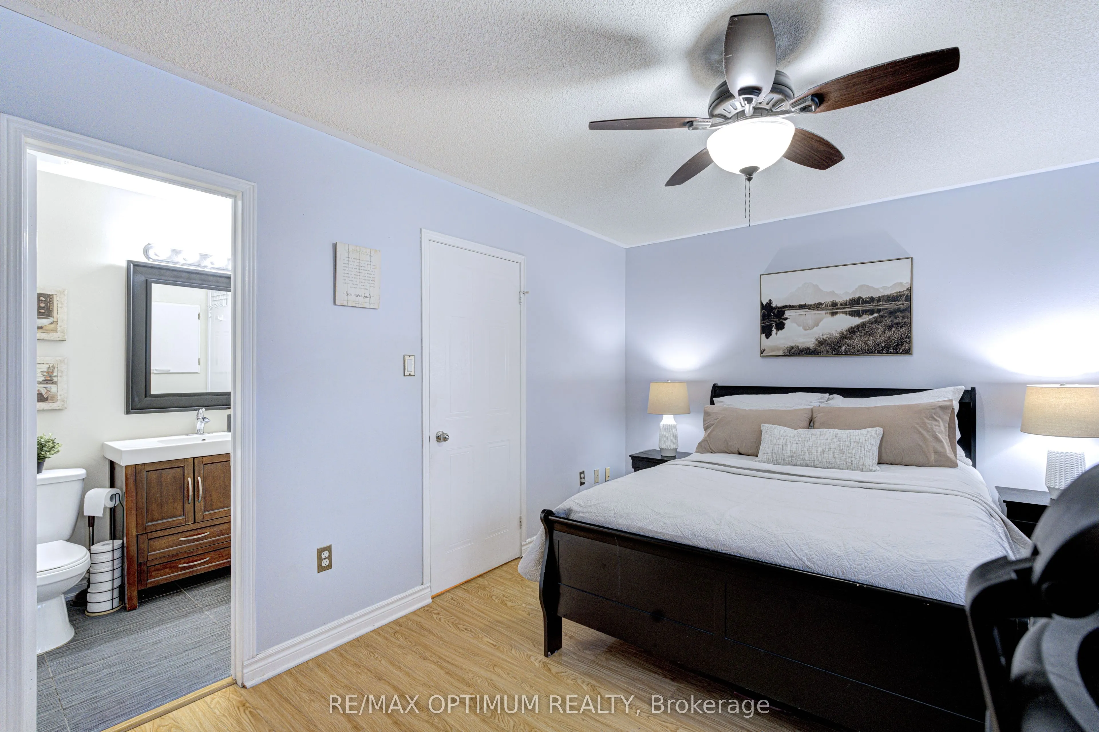 51 Goldenlight Circle