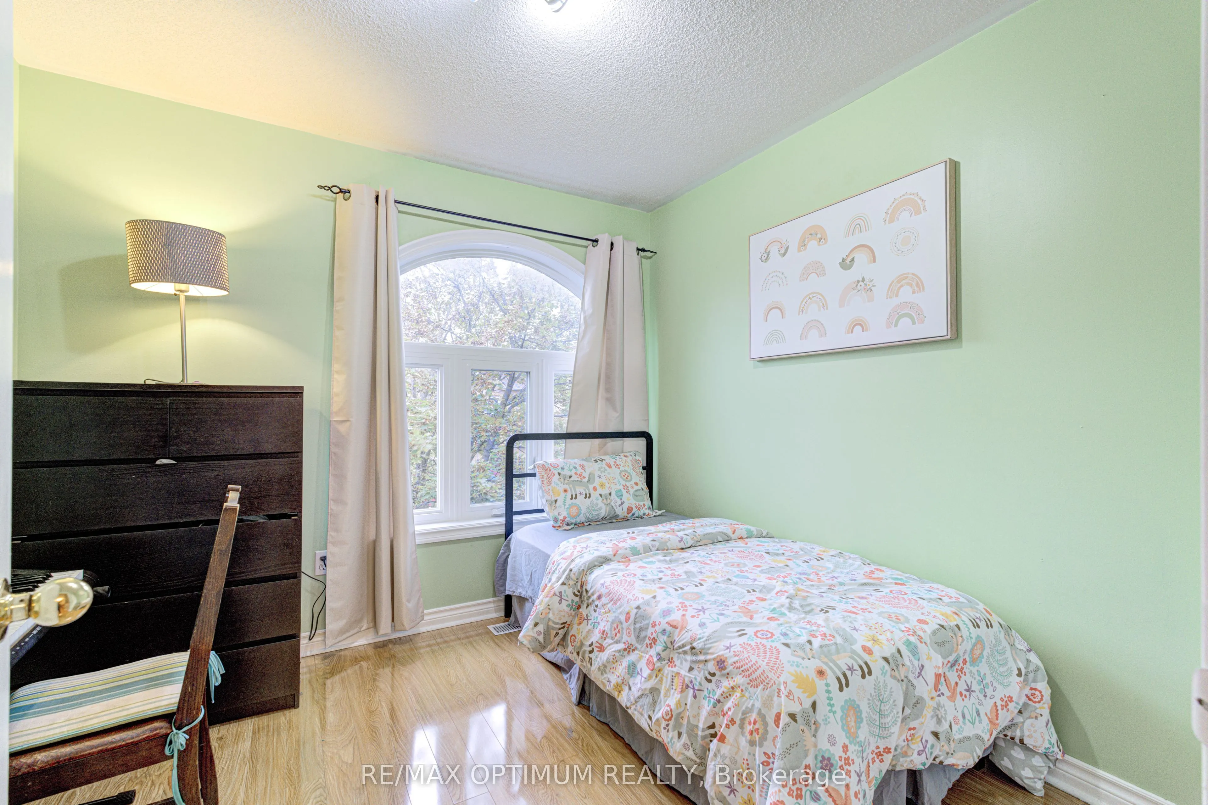 51 Goldenlight Circle