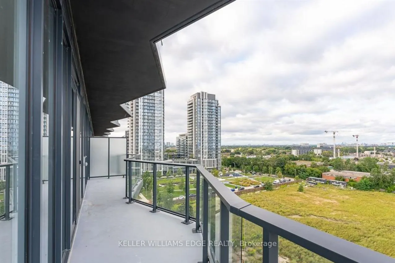 36 Zorra Street #908