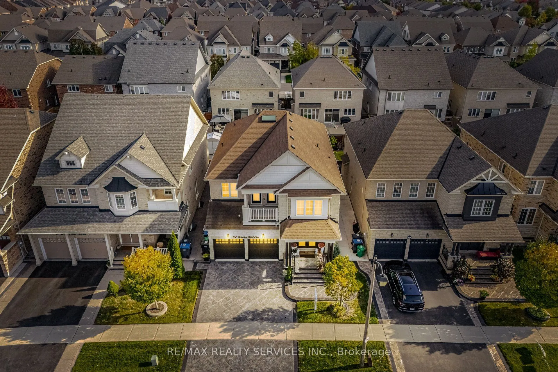 54 Wishing Well Crescent