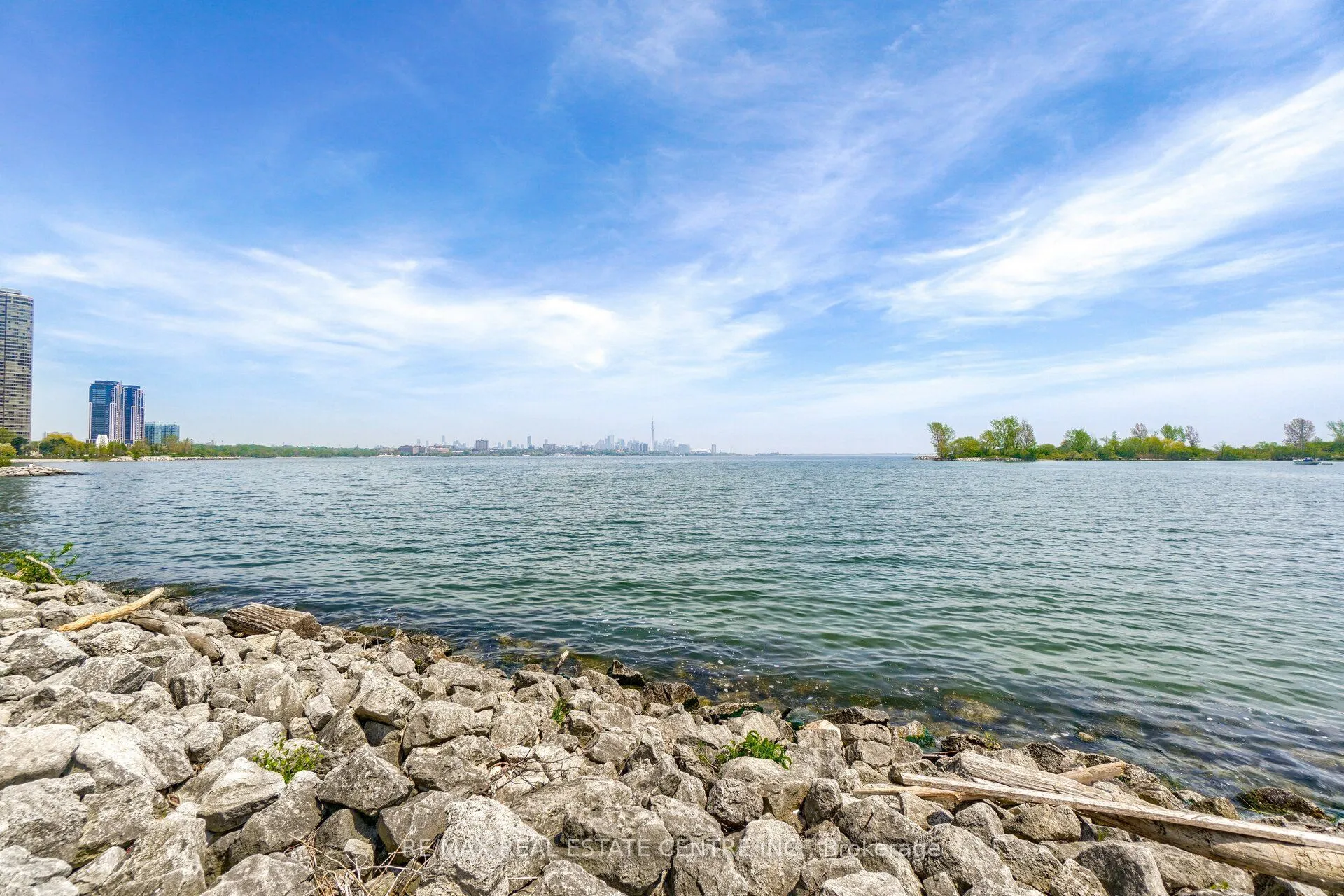 70 Annie Craig Drive #3203