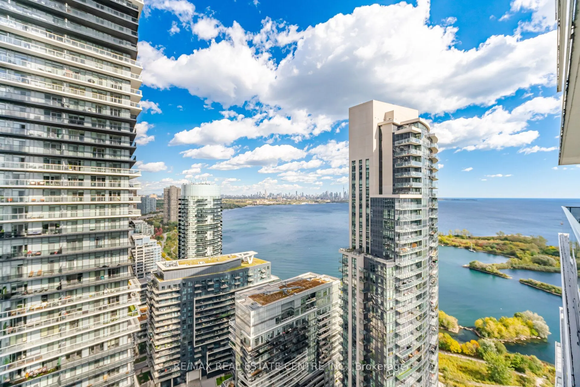 70 Annie Craig Drive #3203
