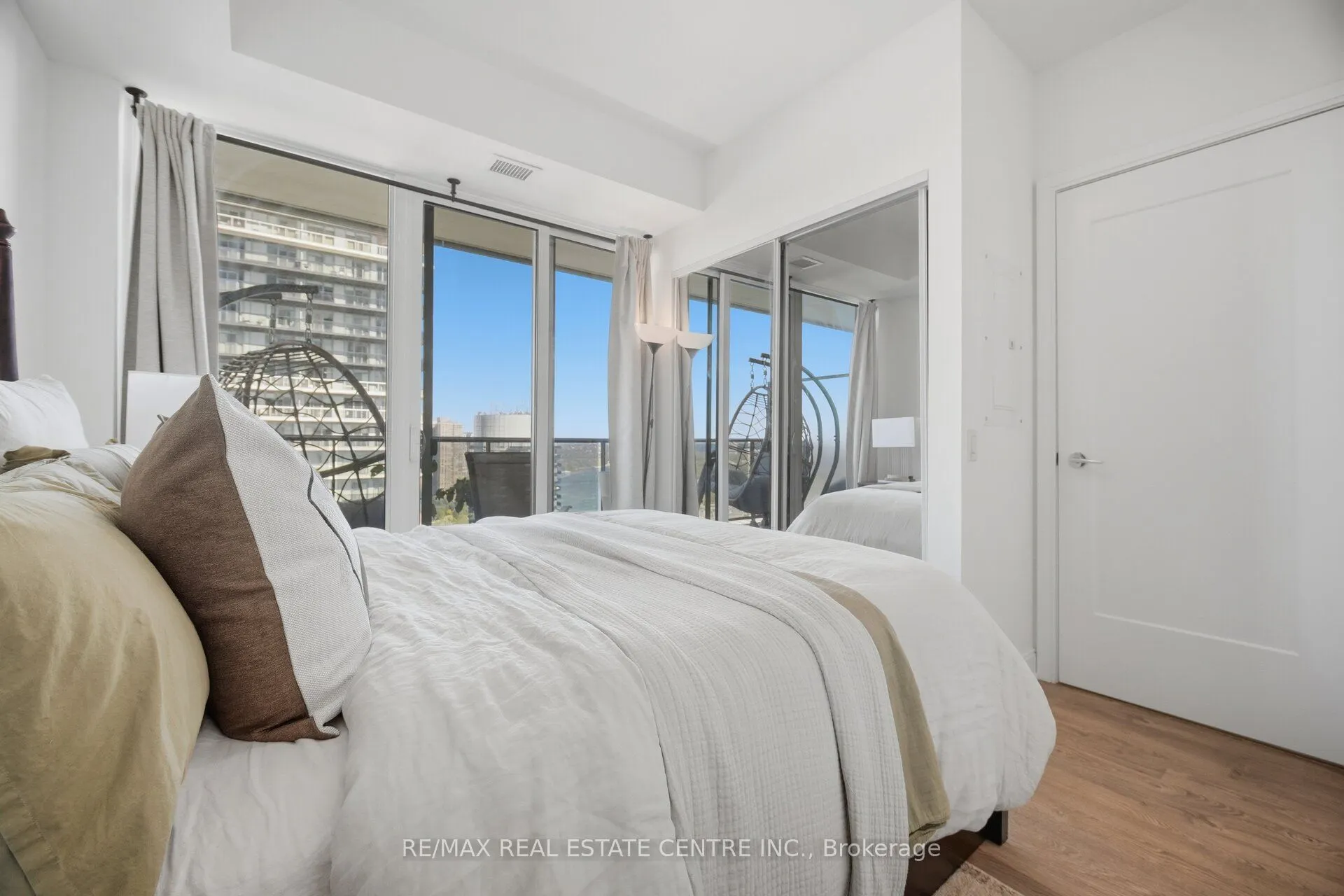 70 Annie Craig Drive #3203