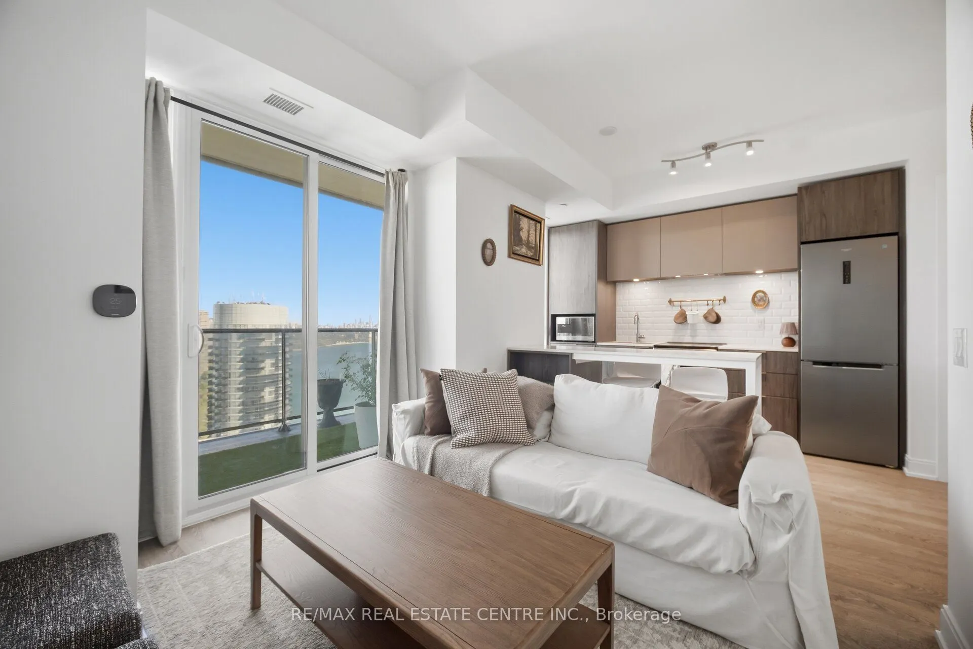 70 Annie Craig Drive #3203