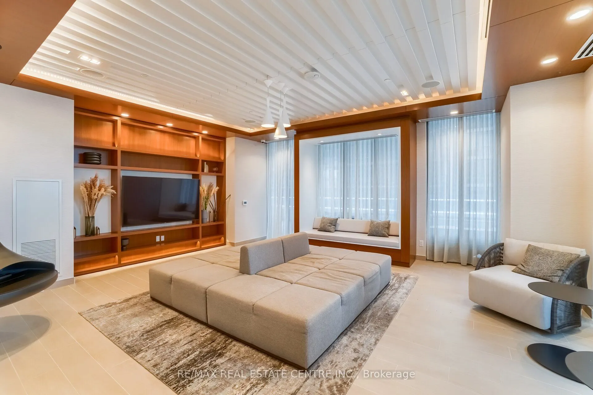 70 Annie Craig Drive #3203