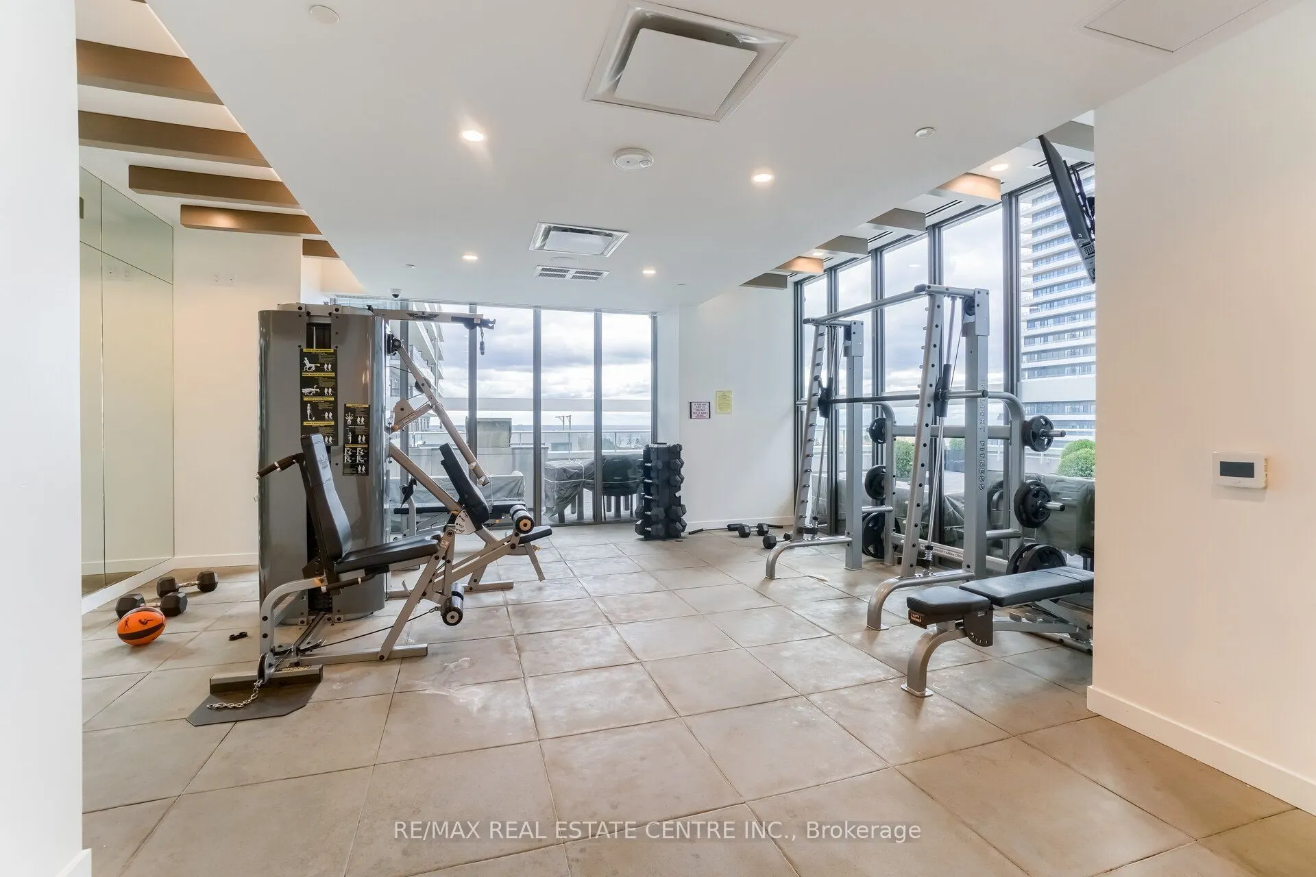 70 Annie Craig Drive #3203