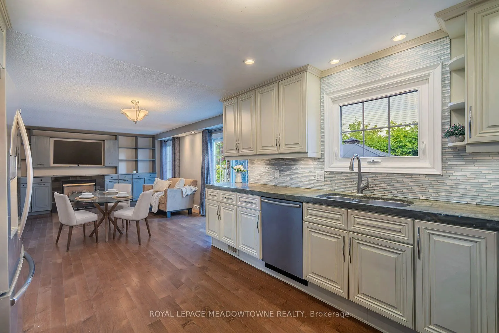 38 Mckillop Court