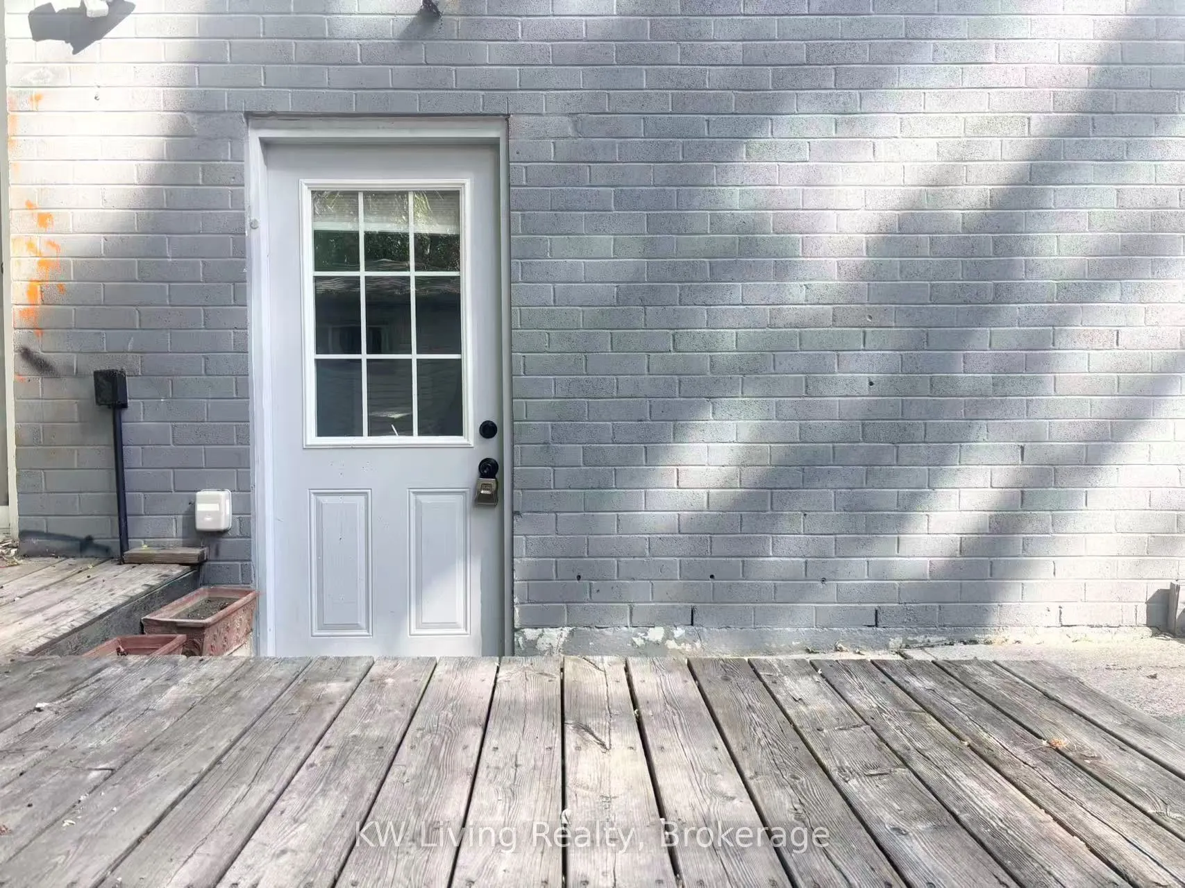 18 Jensen Square #Basement