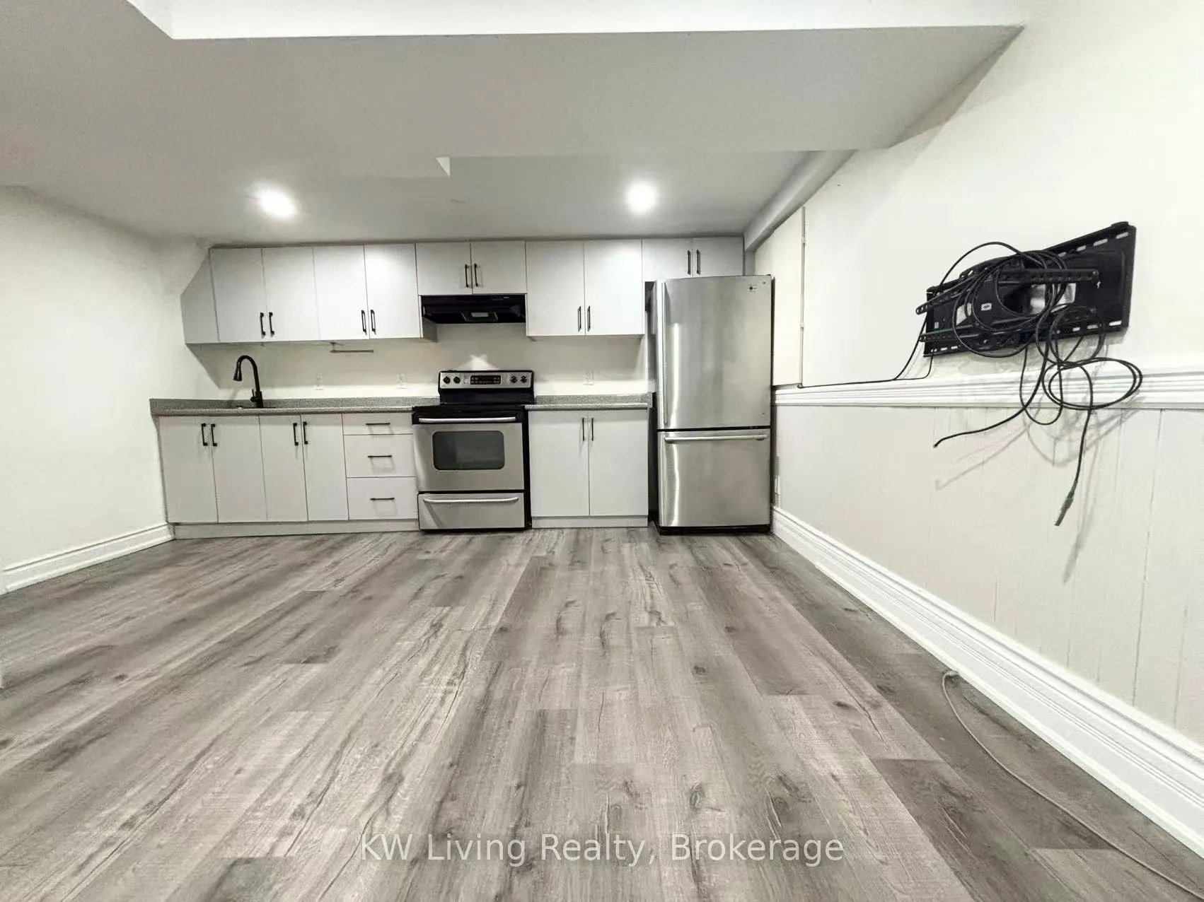18 Jensen Square #Basement